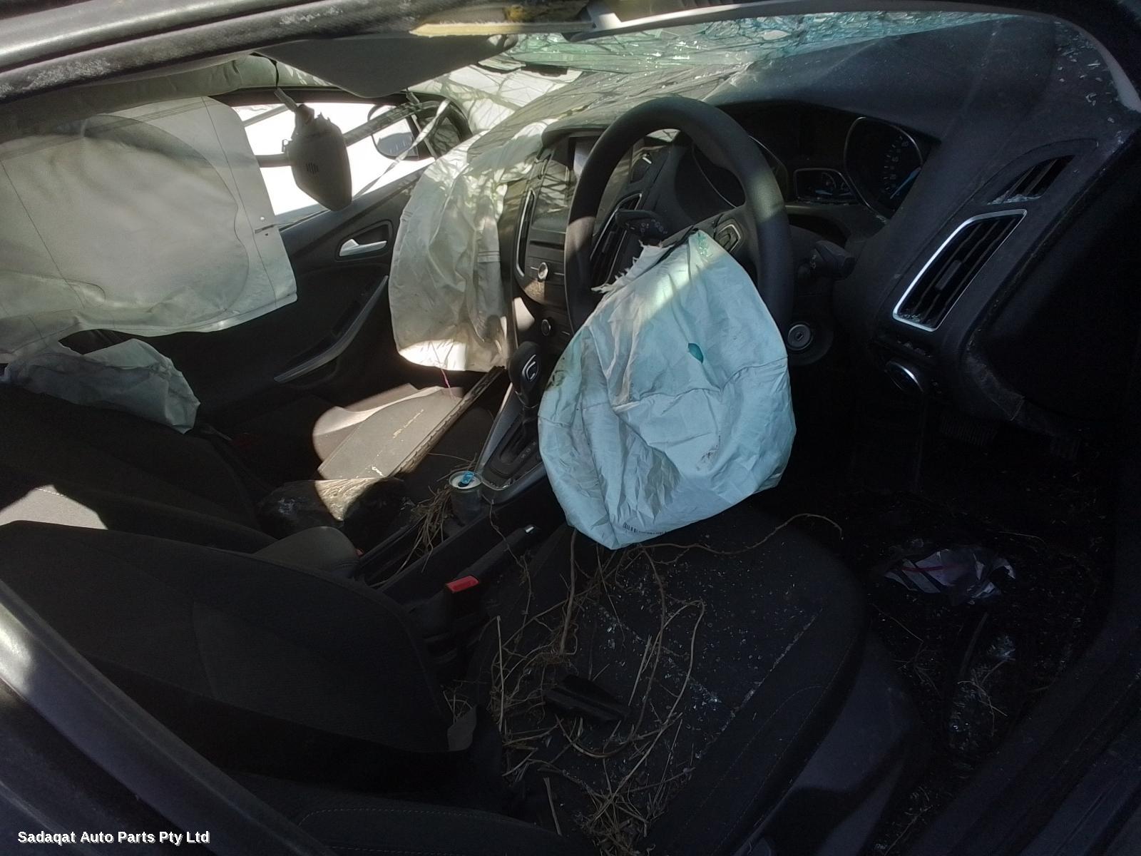 Ford Focus Left Taillight