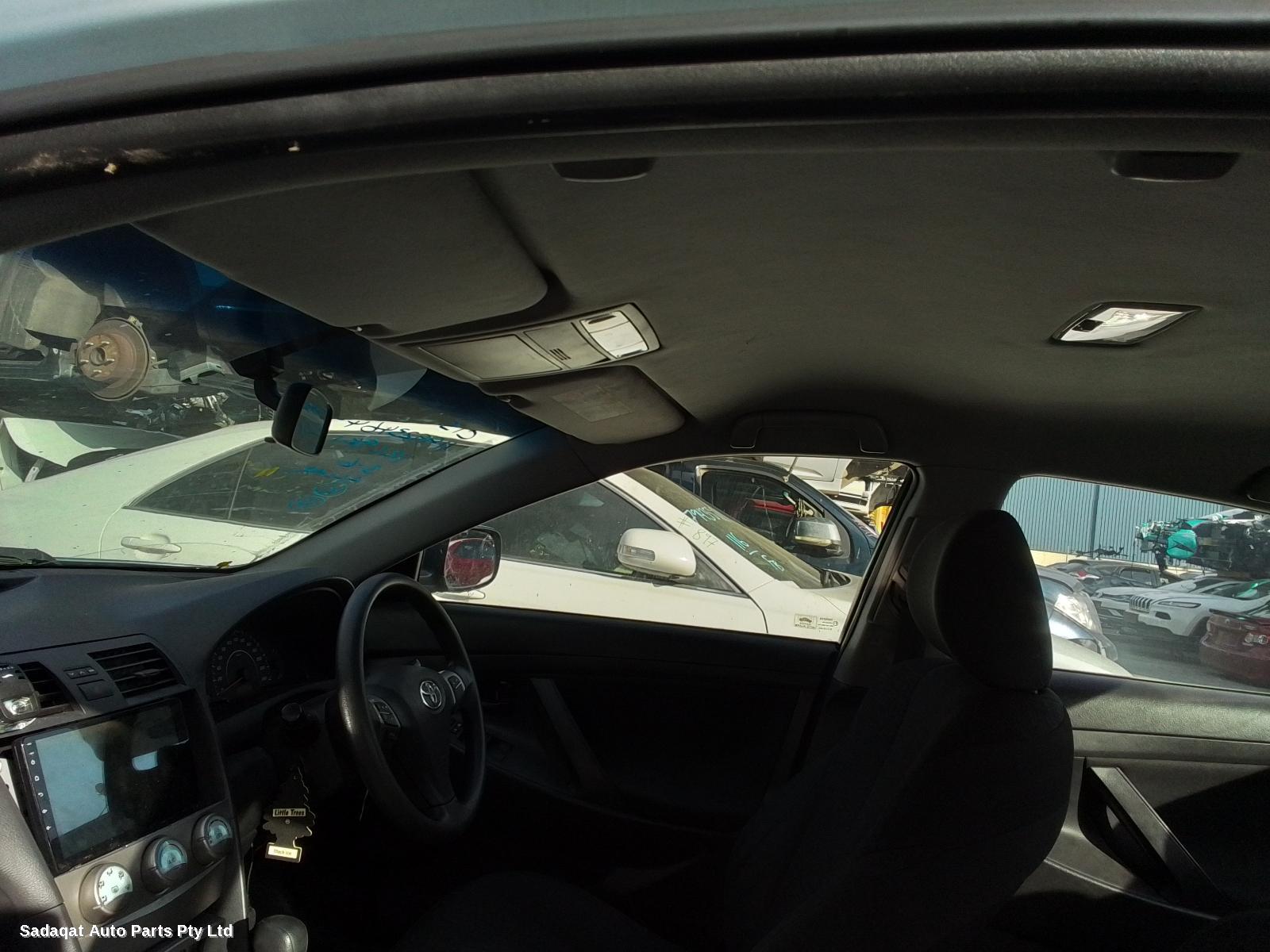 Toyota Camry Left Taillight