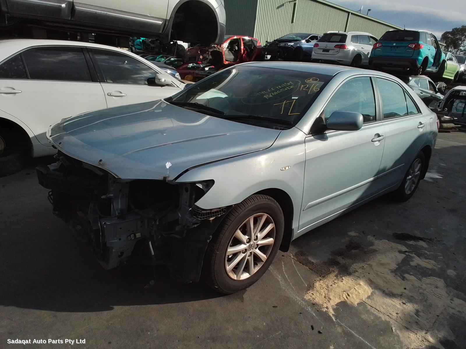 Toyota Camry Left Taillight