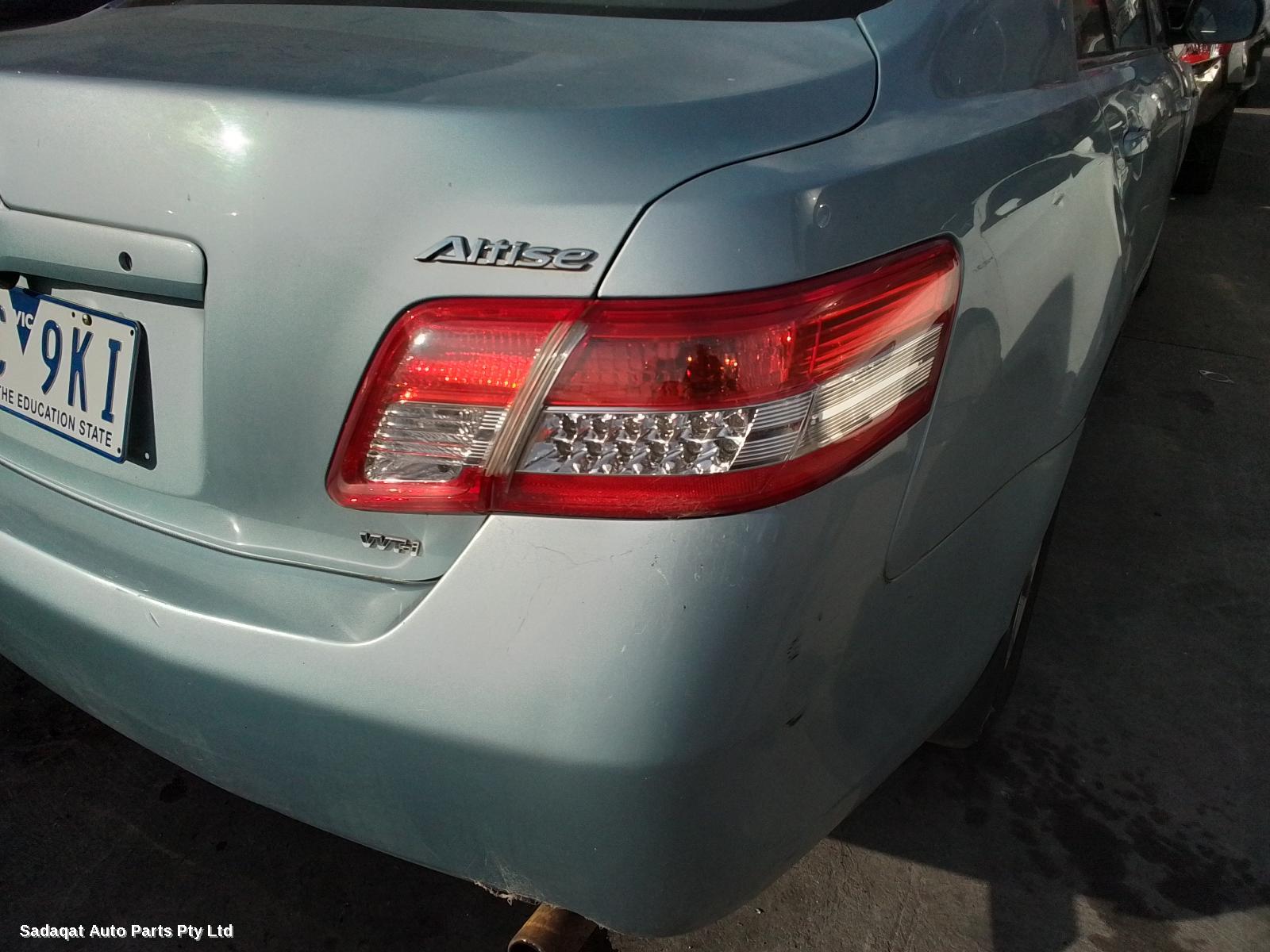 Toyota Camry Left Taillight