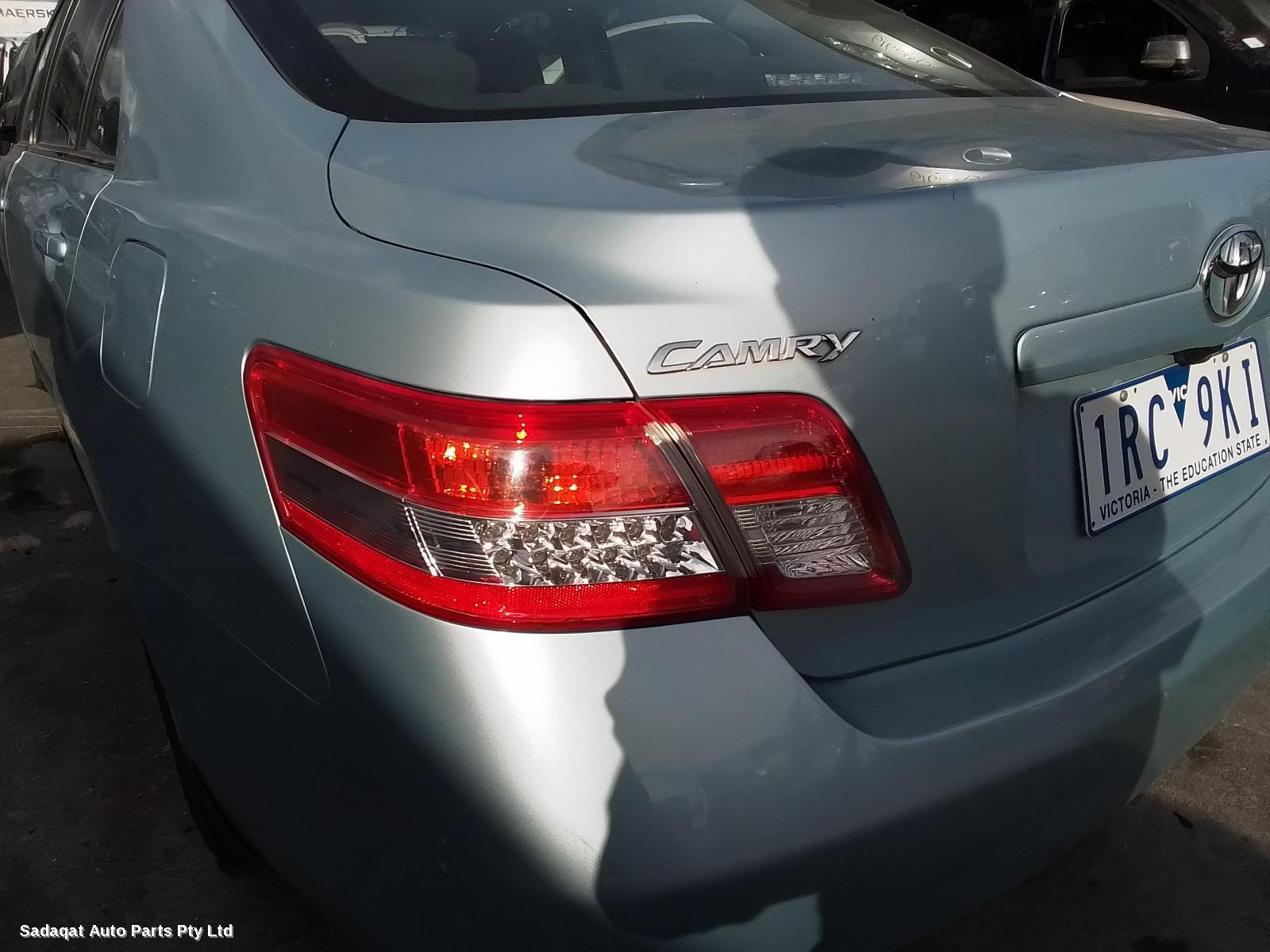 Toyota Camry Left Taillight