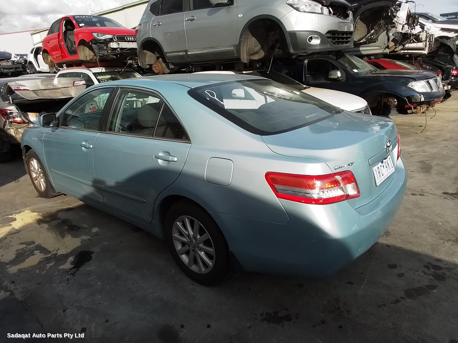 Toyota Camry Left Taillight