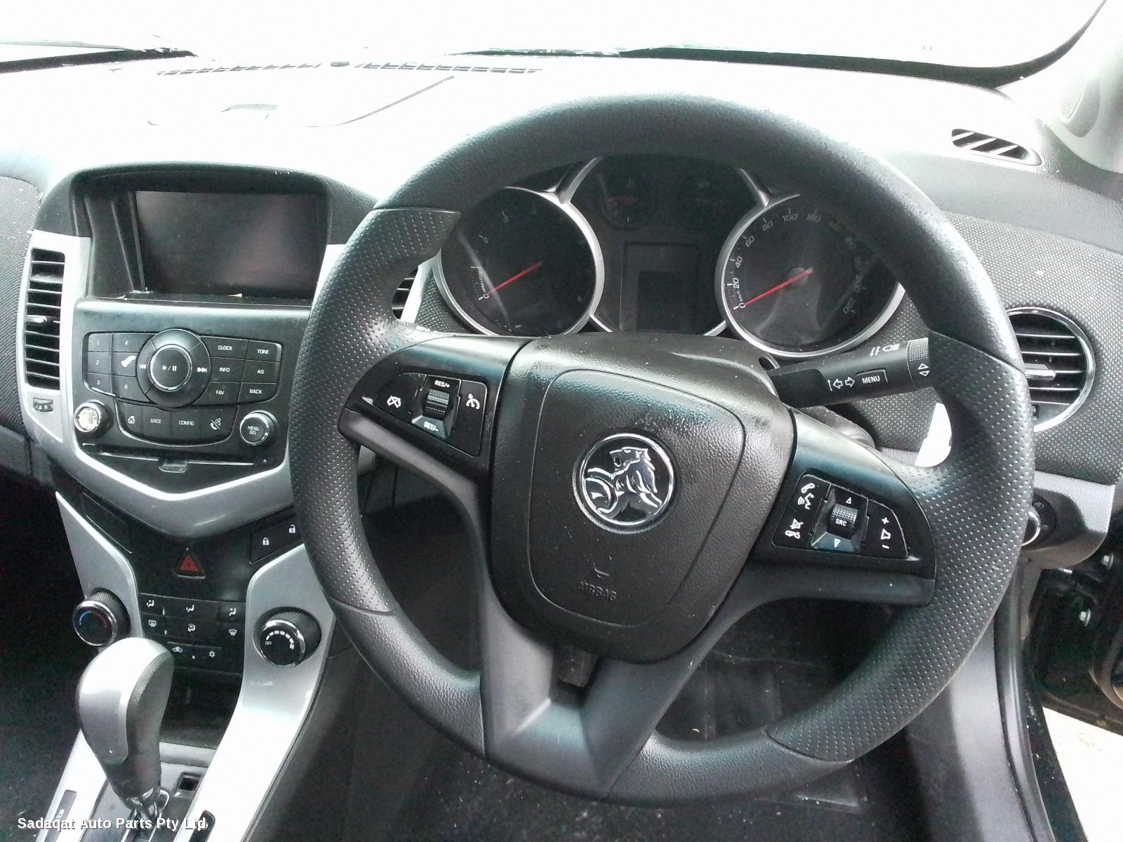 Holden Cruze Left Guard