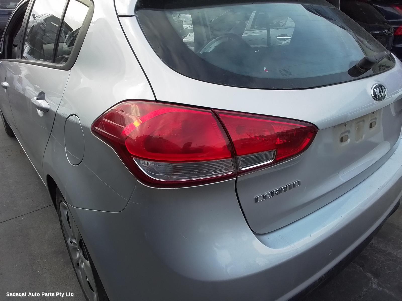 Kia Cerato Right Guard