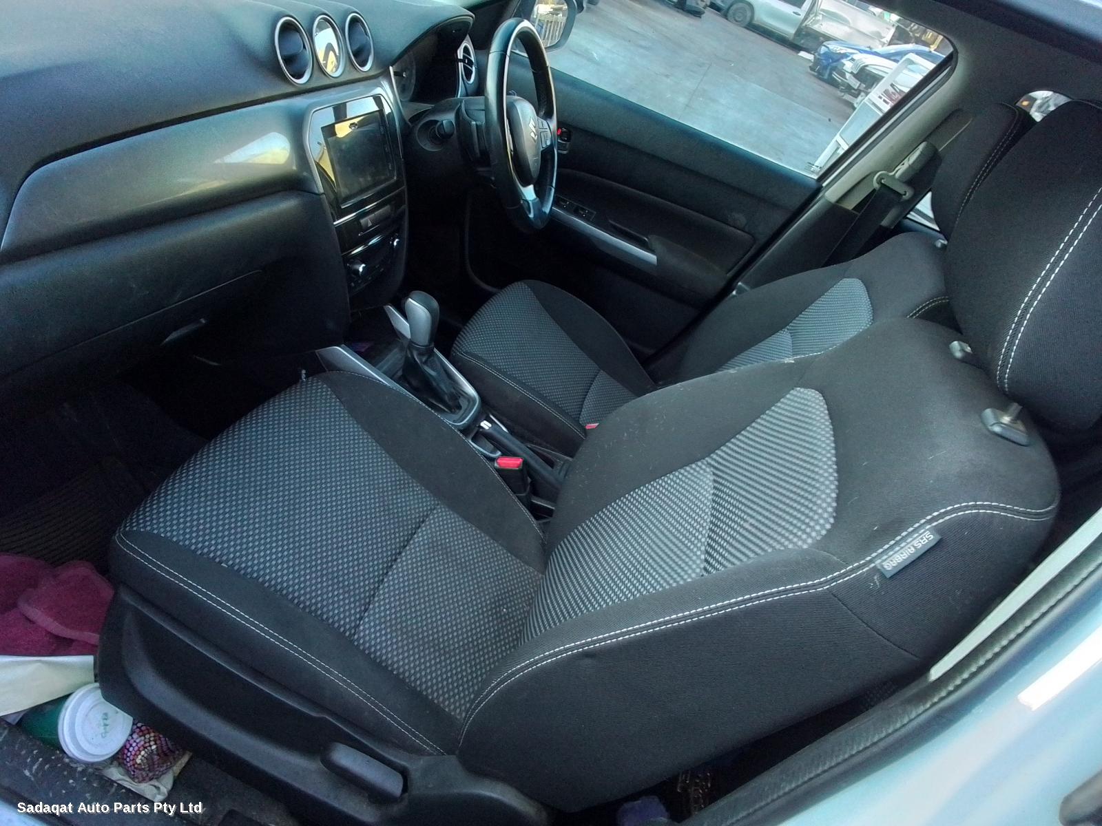 Suzuki Vitara Right Guard