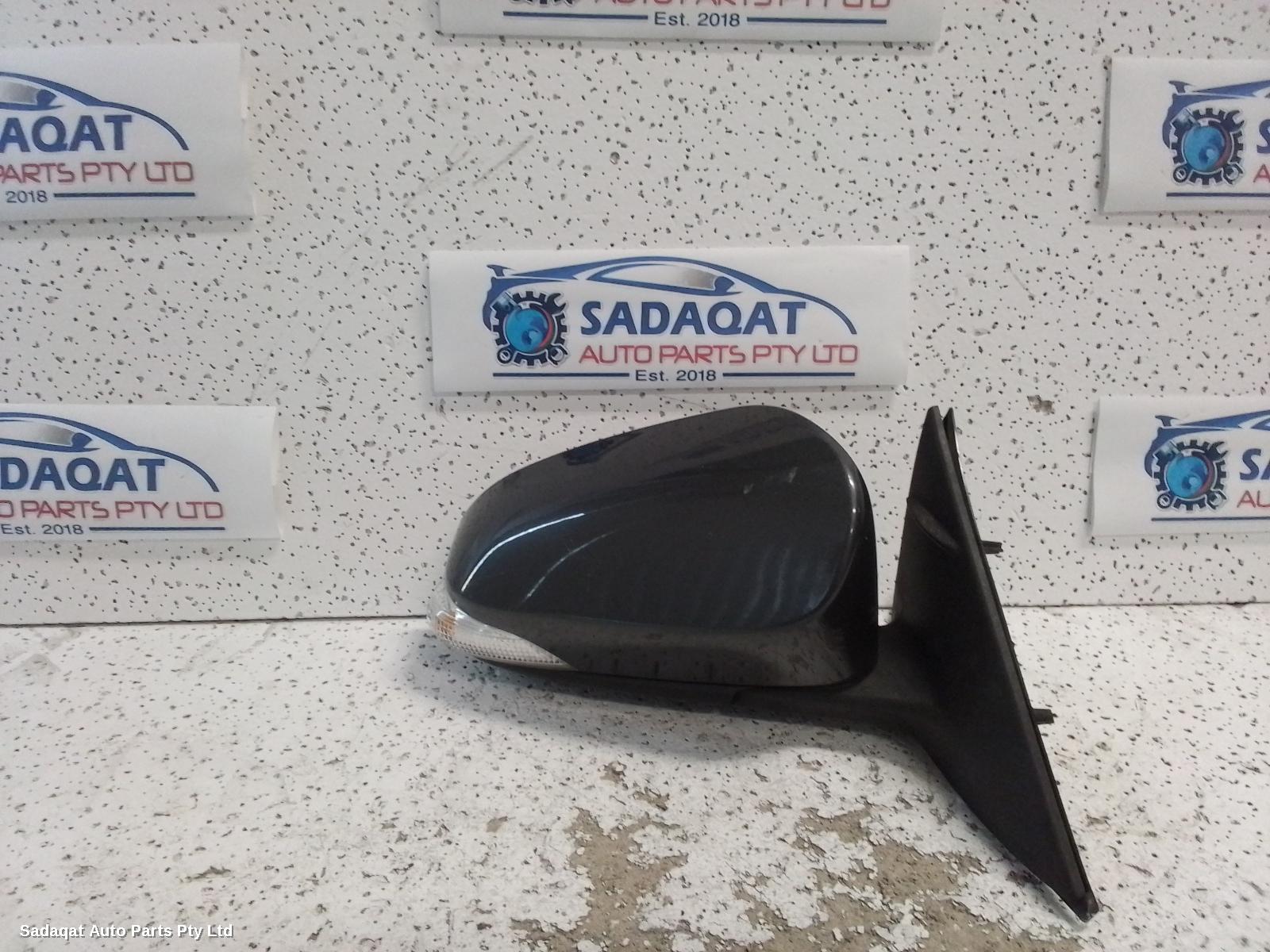 Toyota Camry Right Door Mirror
