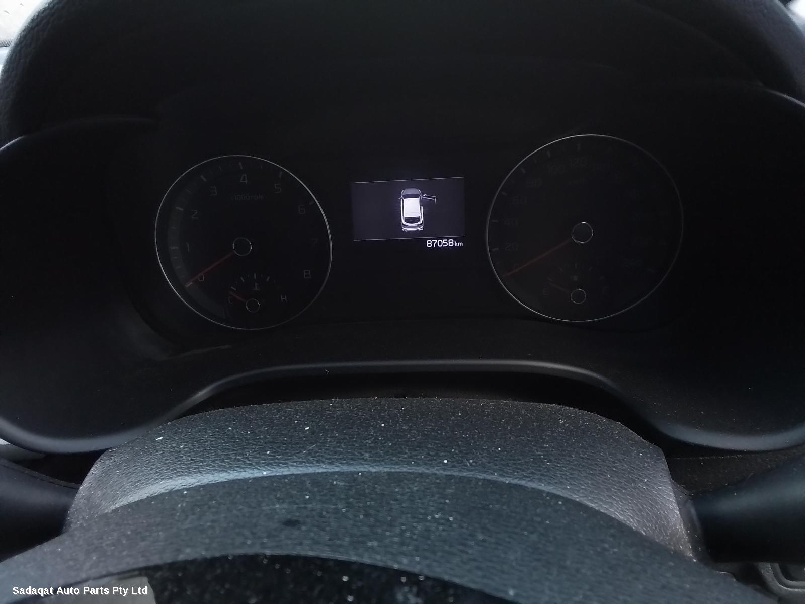 Kia Cerato Left Headlamp