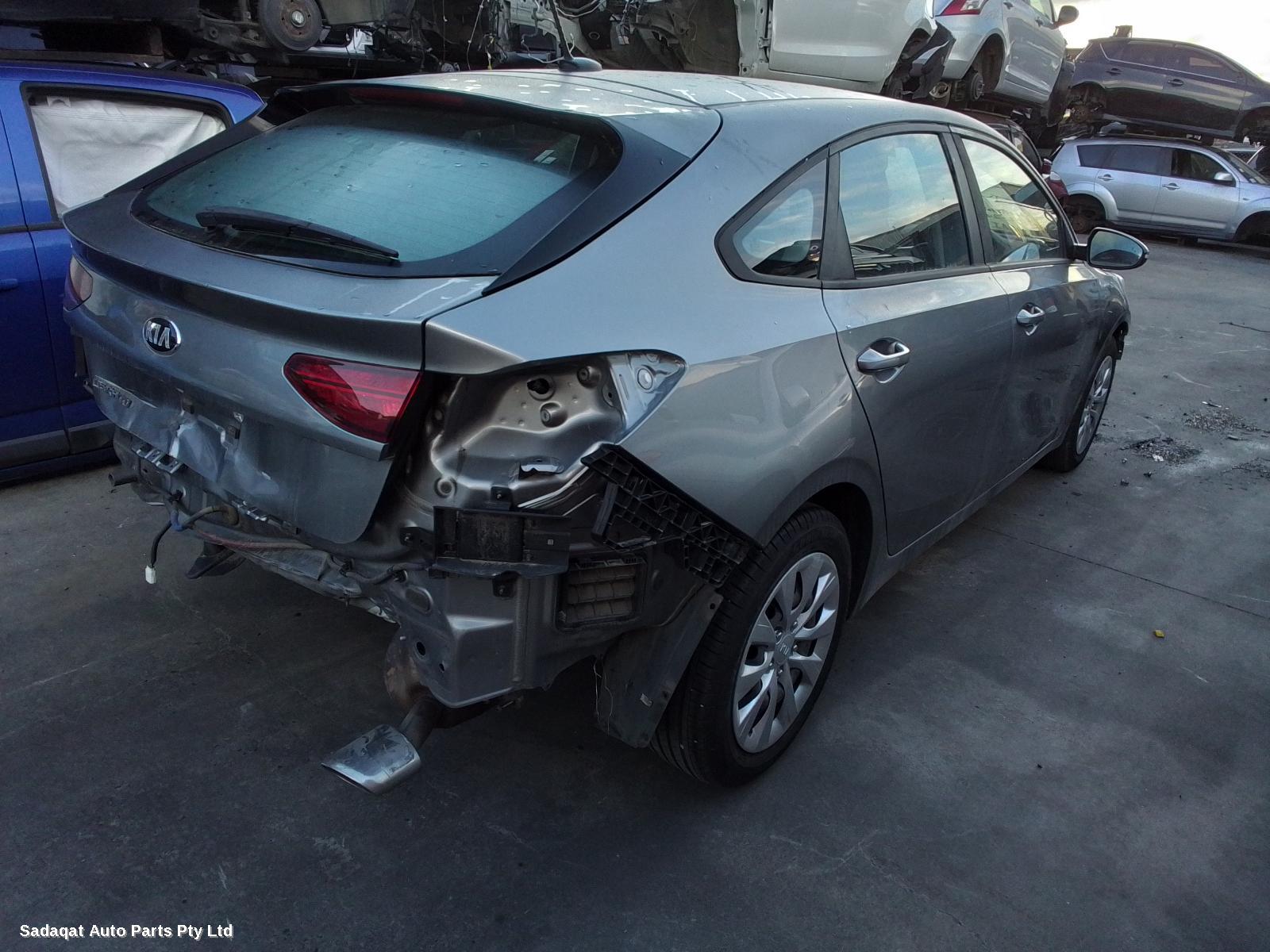 Kia Cerato Left Headlamp