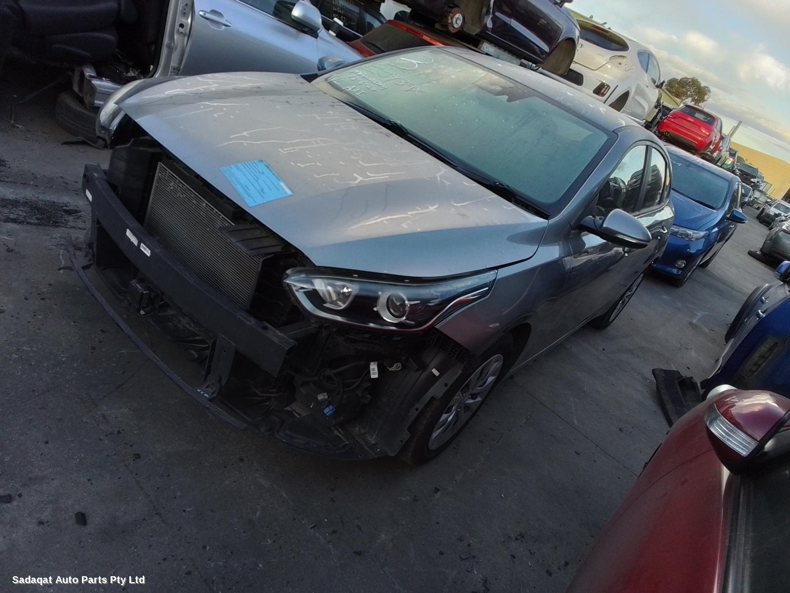 Kia Cerato Left Headlamp