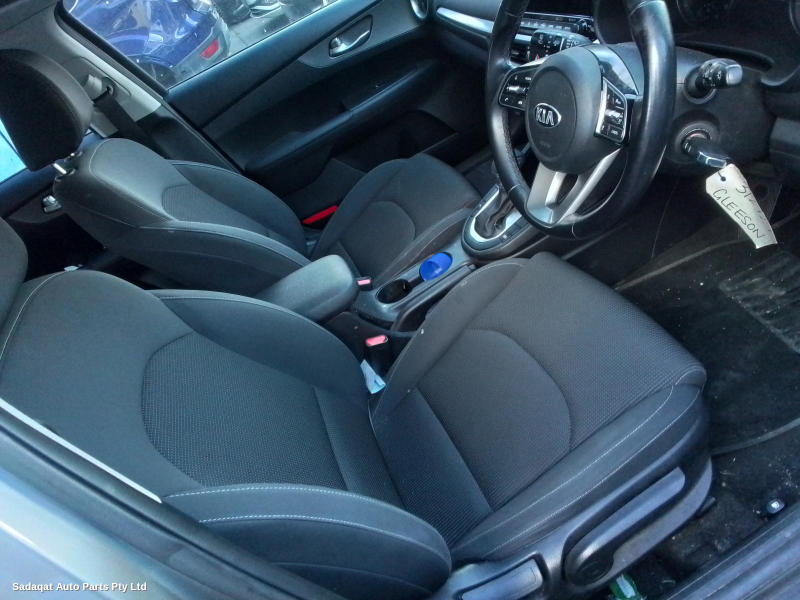 Kia Cerato Left Headlamp