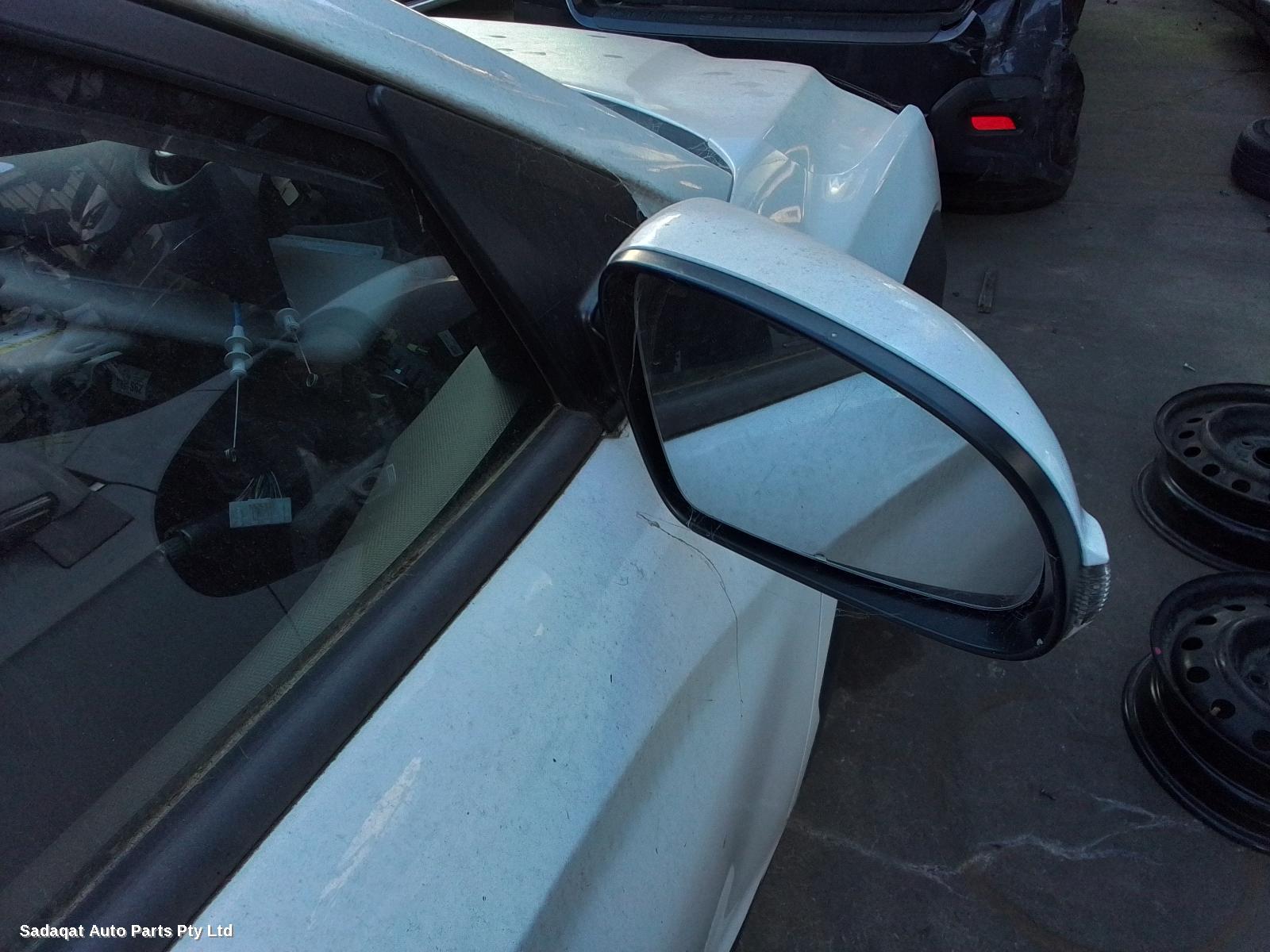 Hyundai Kona Right Guard Liner