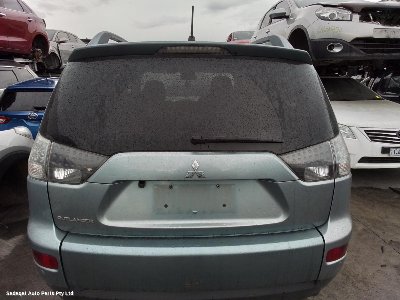 Mitsubishi Outlander Bonnet Lock/support