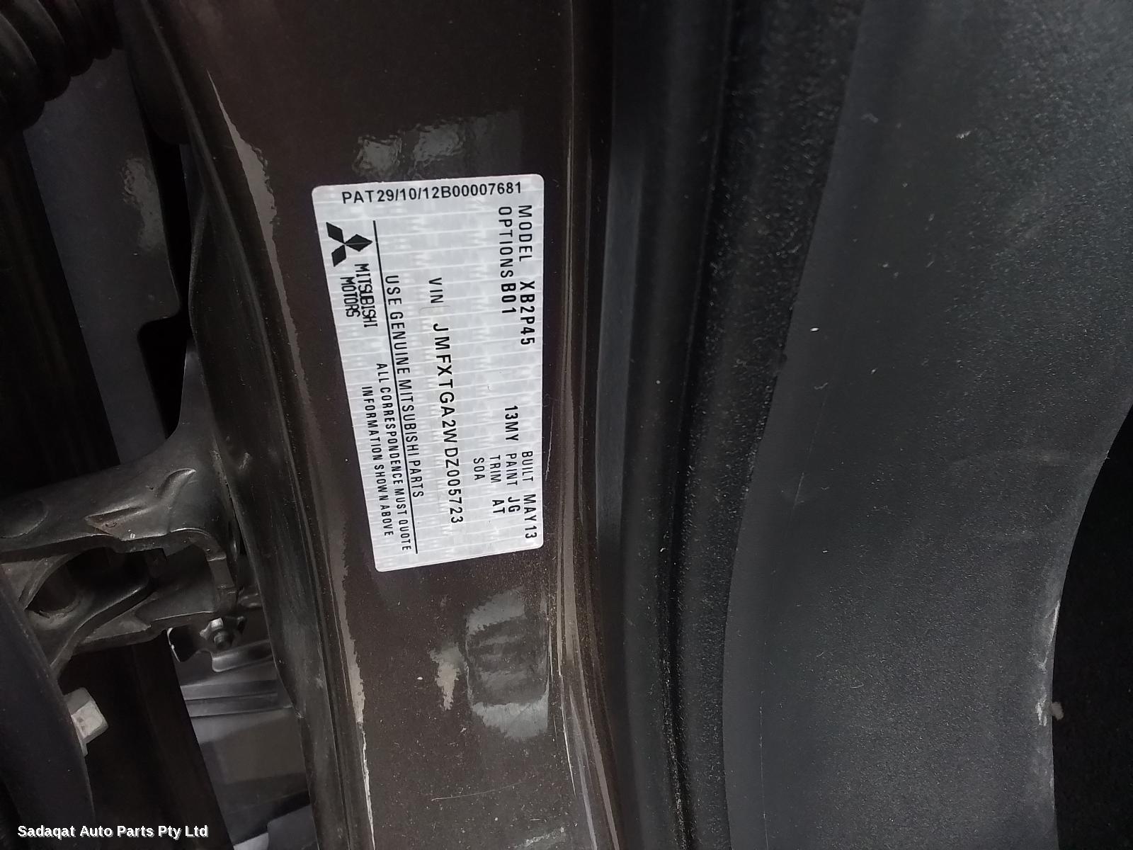 Mitsubishi Asx Left Guard