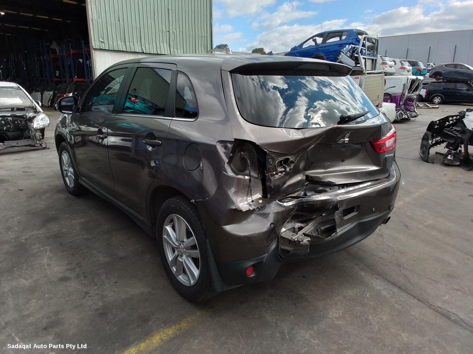 Mitsubishi Asx Left Guard