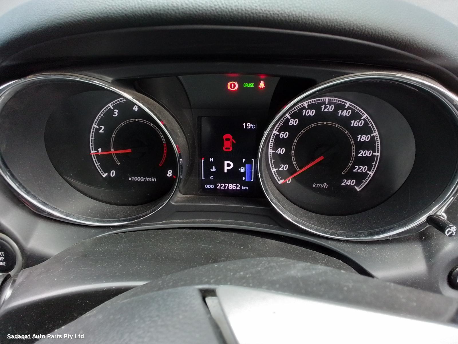 Mitsubishi Asx Left Guard