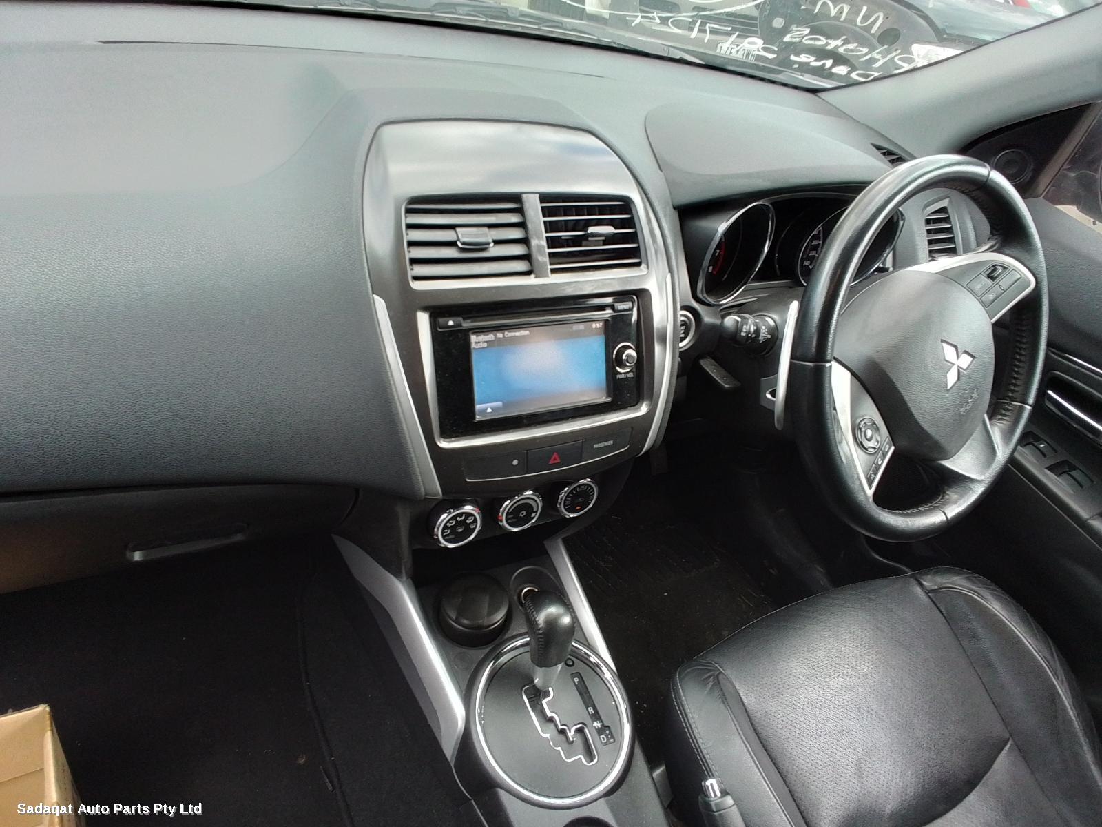 Mitsubishi Asx Left Guard