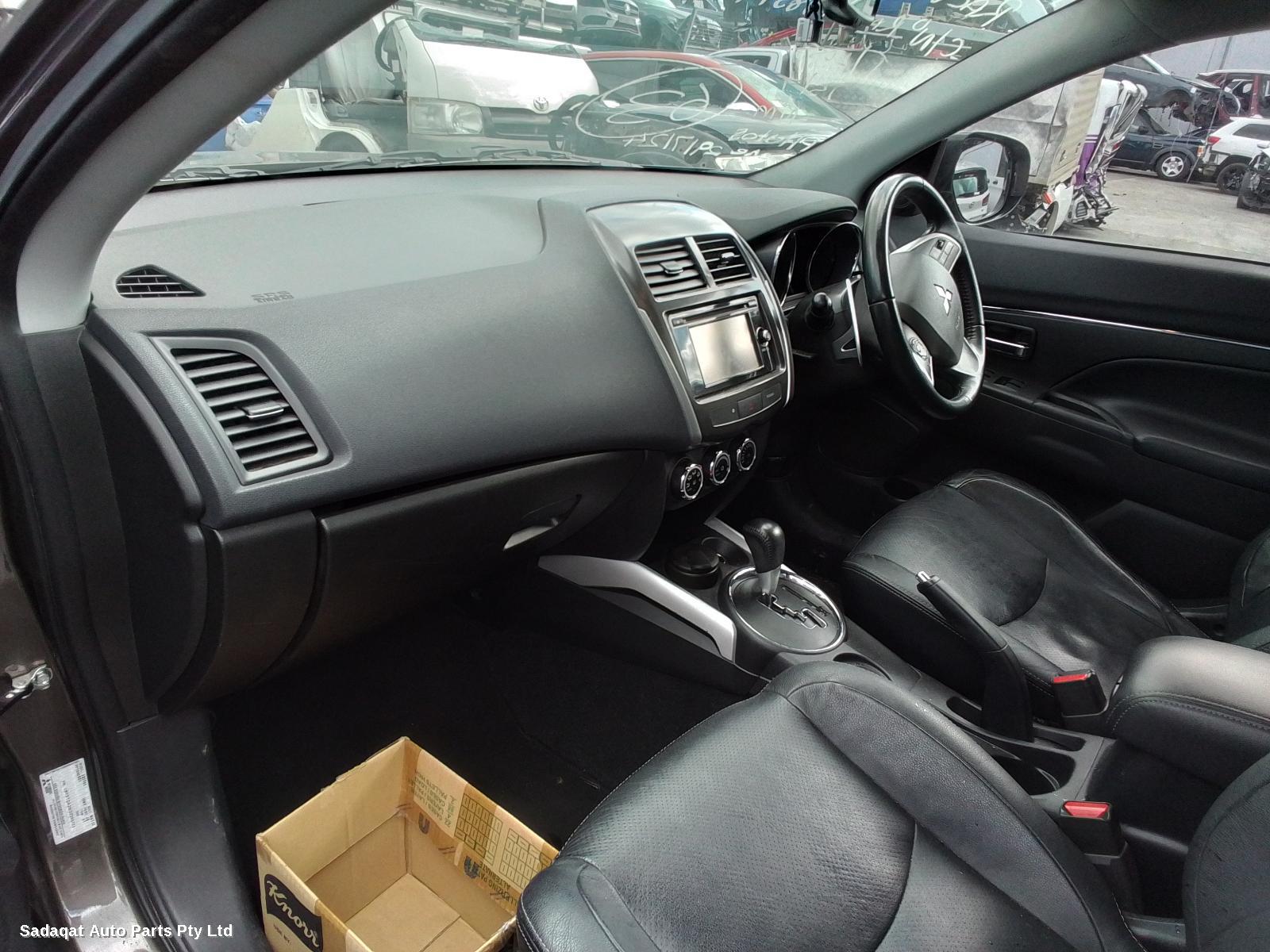 Mitsubishi Asx Left Guard