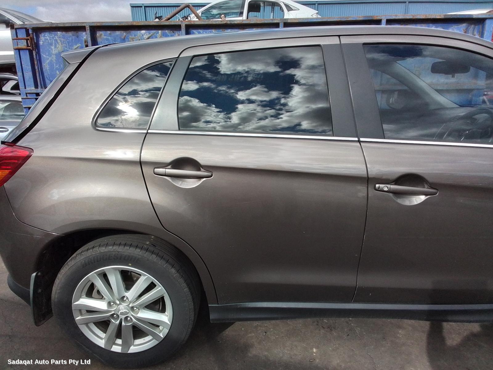 Mitsubishi Asx Left Guard