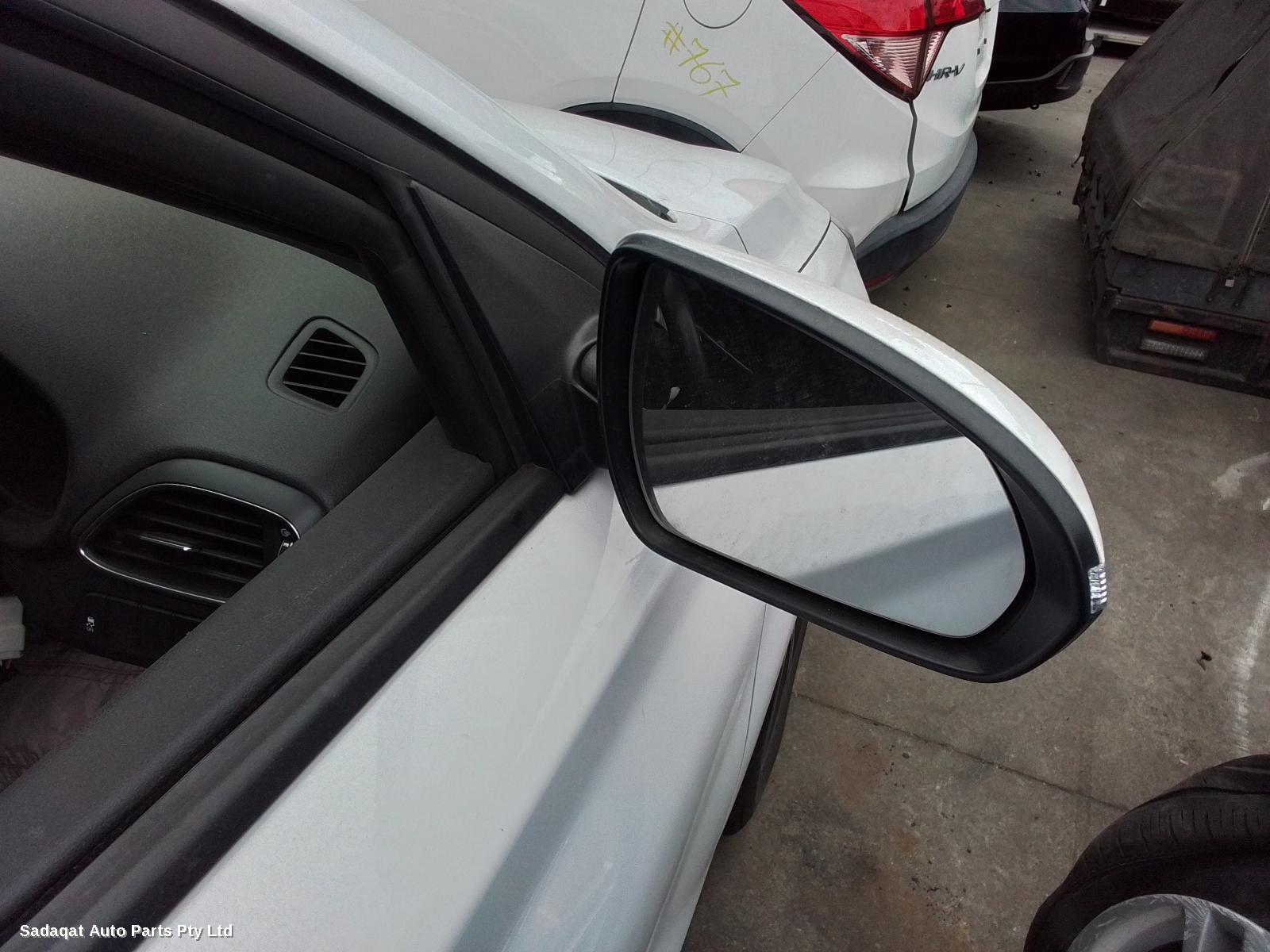 Hyundai I30 Right Door Mirror
