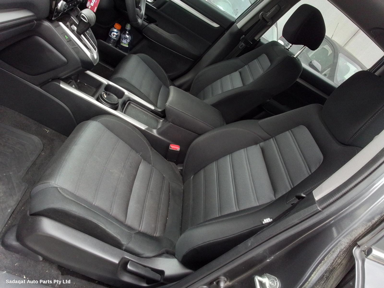 Honda Crv Right Front Door