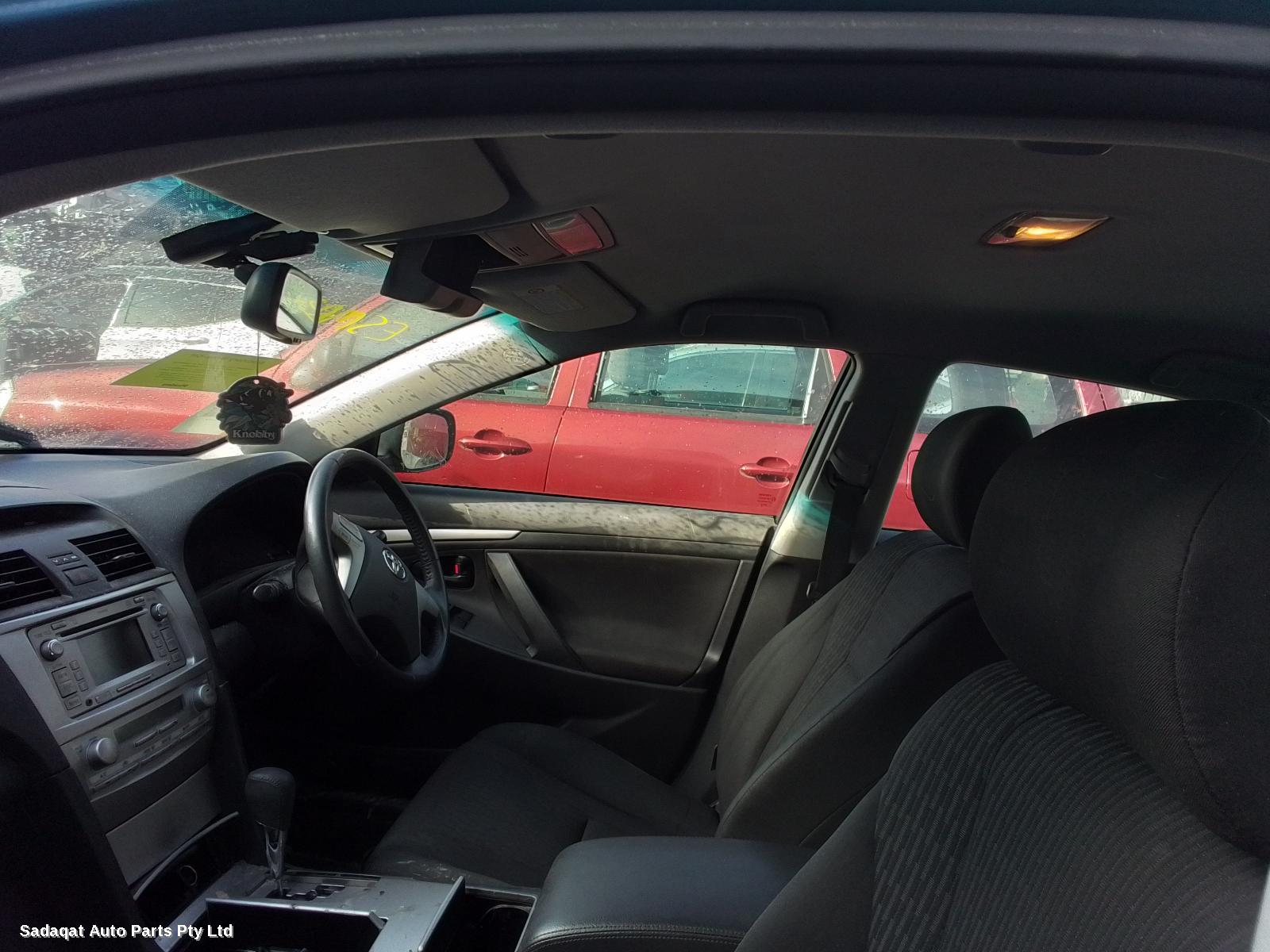 Toyota Aurion Bonnet Hinge/strut