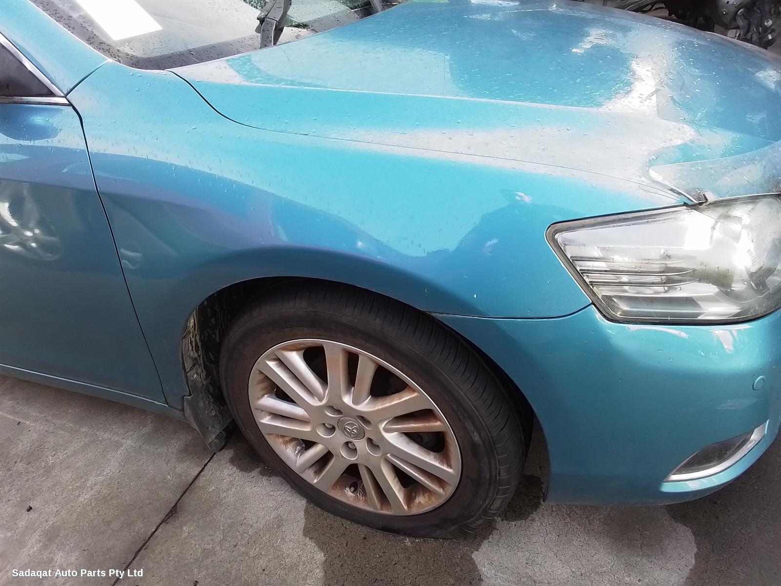 Toyota Aurion Bonnet Hinge/strut