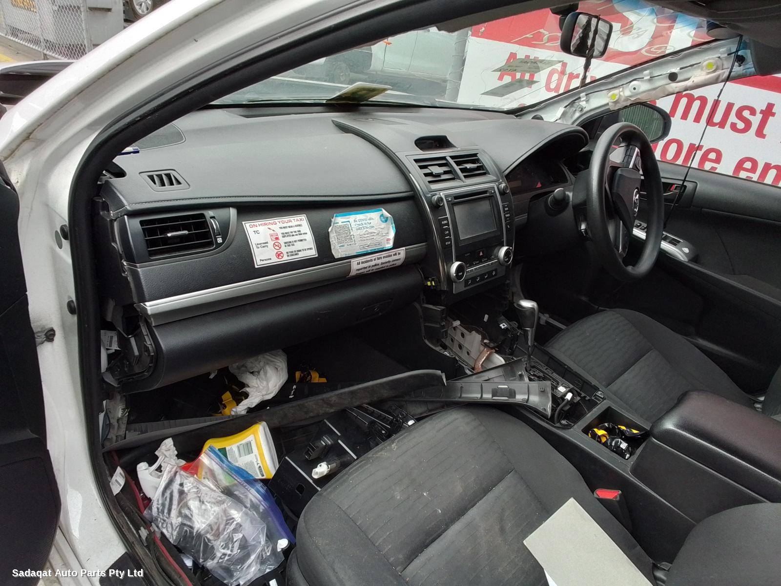 Toyota Camry Left Door Mirror