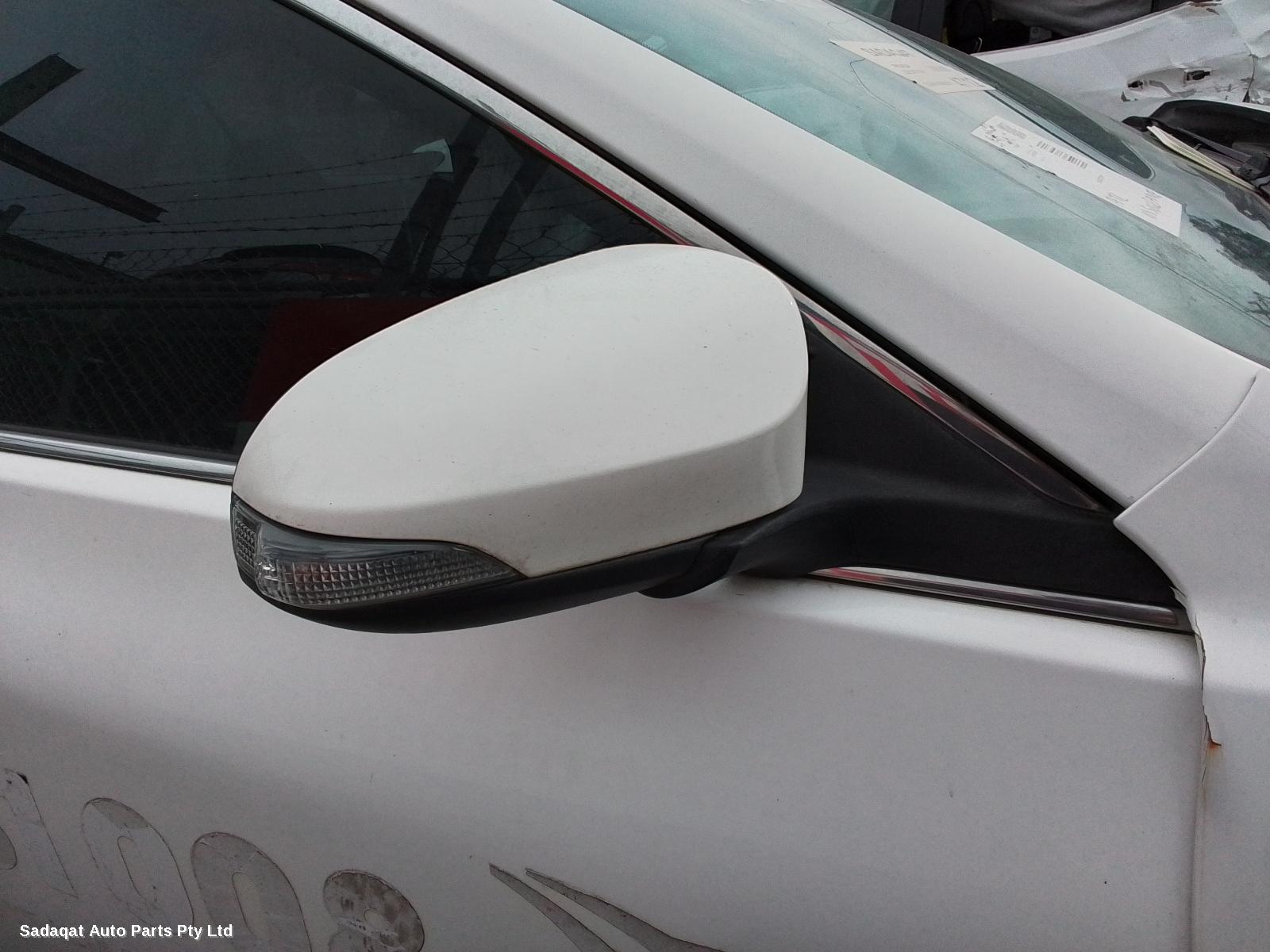 Toyota Camry Left Door Mirror