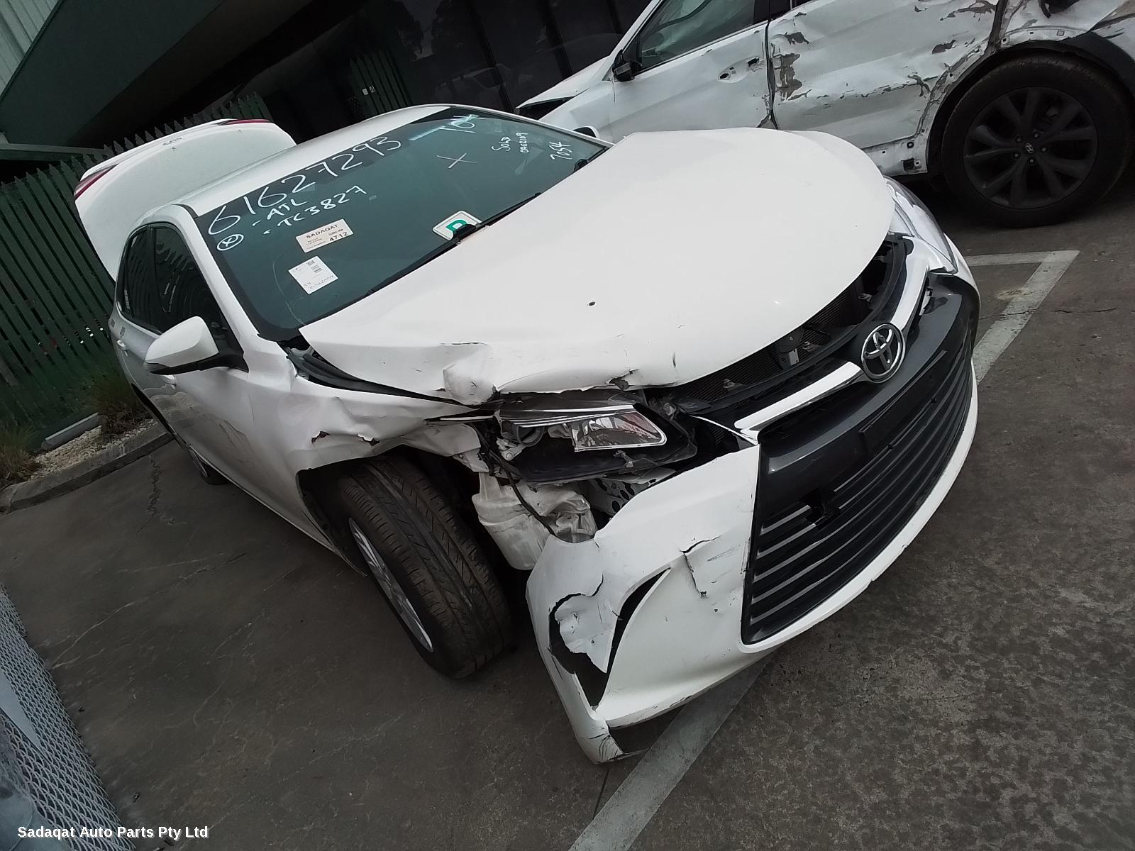 Toyota Camry Right Door Mirror