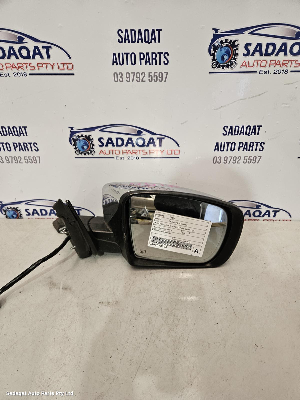 Chrysler 300c Right Door Mirror