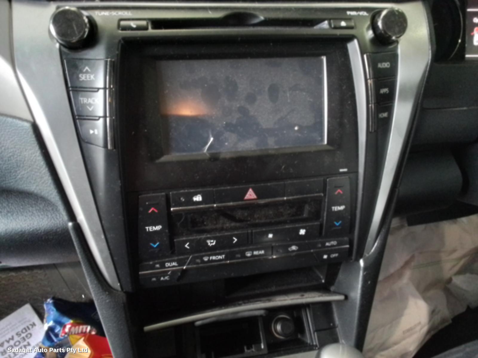 Toyota Aurion Left Taillight