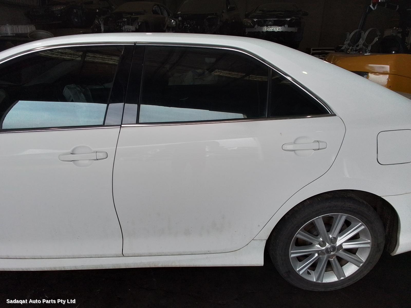 Toyota Aurion Left Taillight