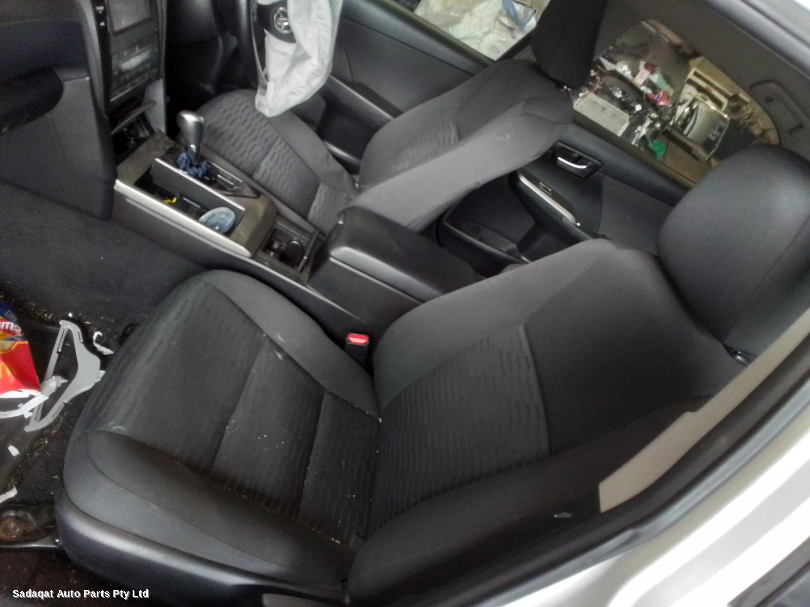 Toyota Aurion Left Taillight