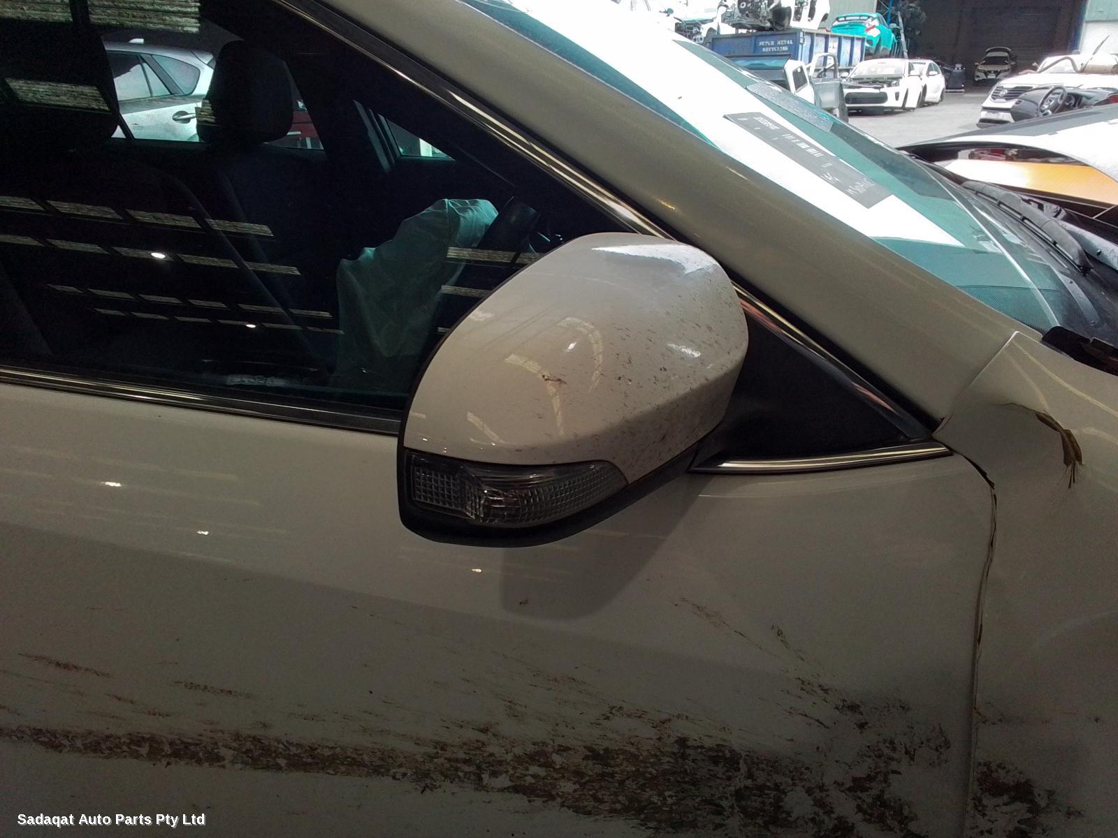 Toyota Aurion Left Taillight