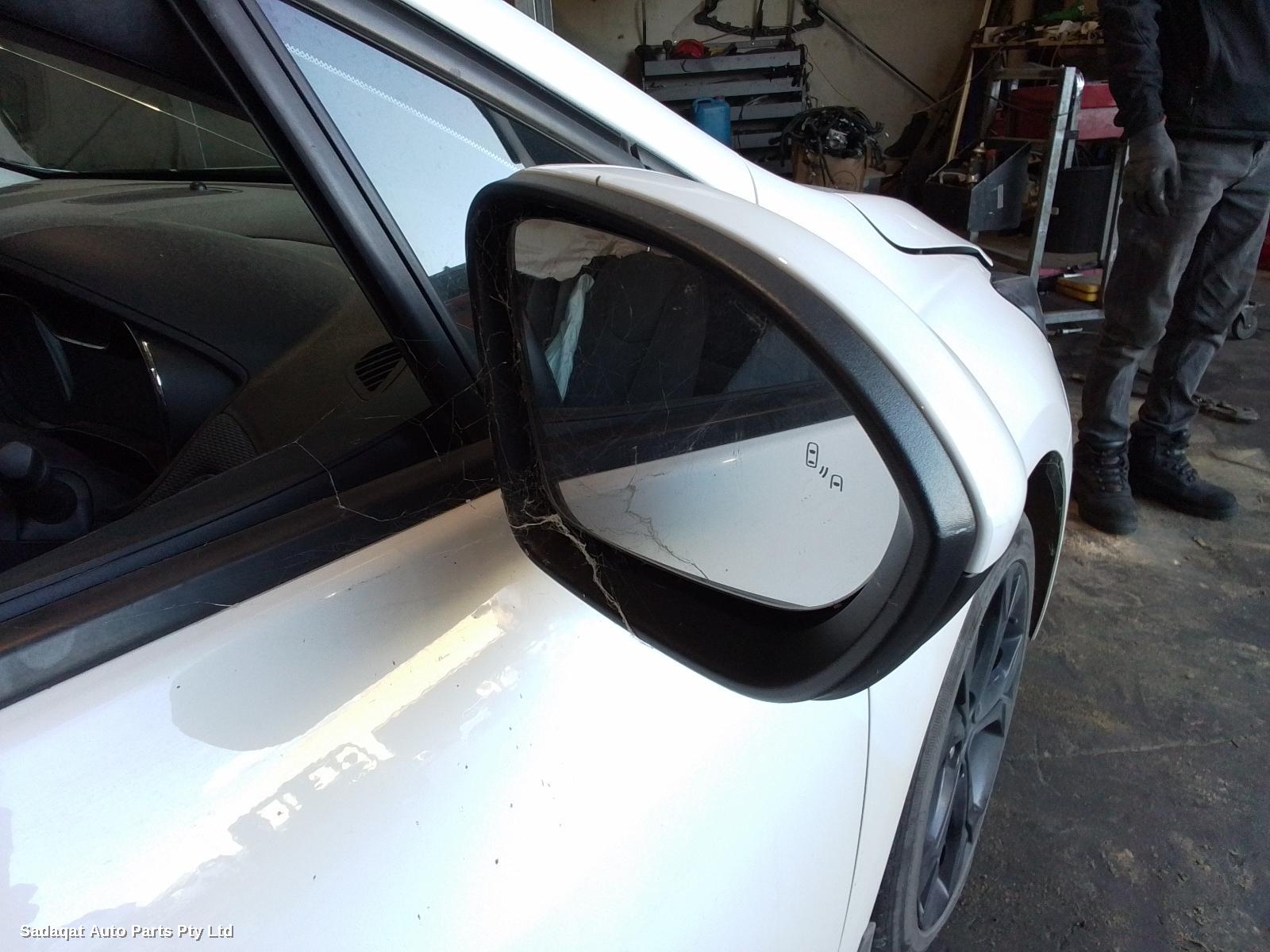 Holden Astra Right Headlamp