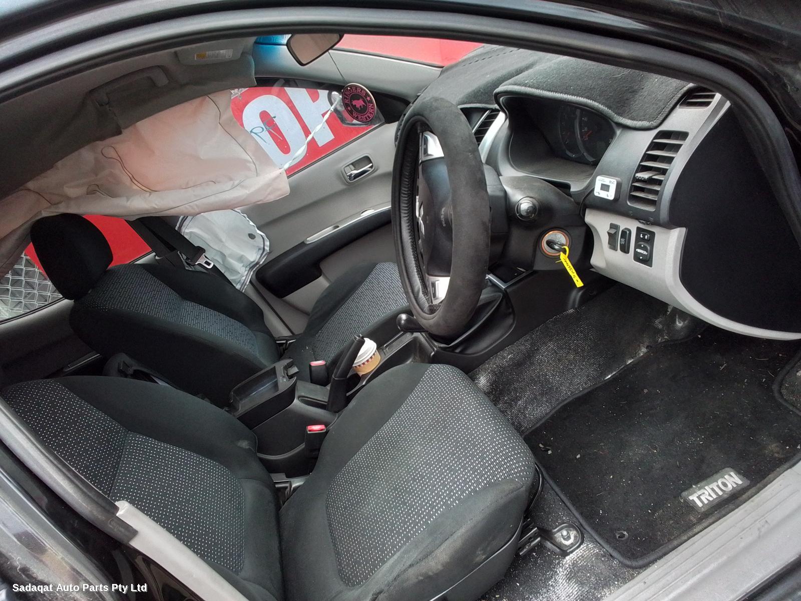 Mitsubishi Triton Snorkel