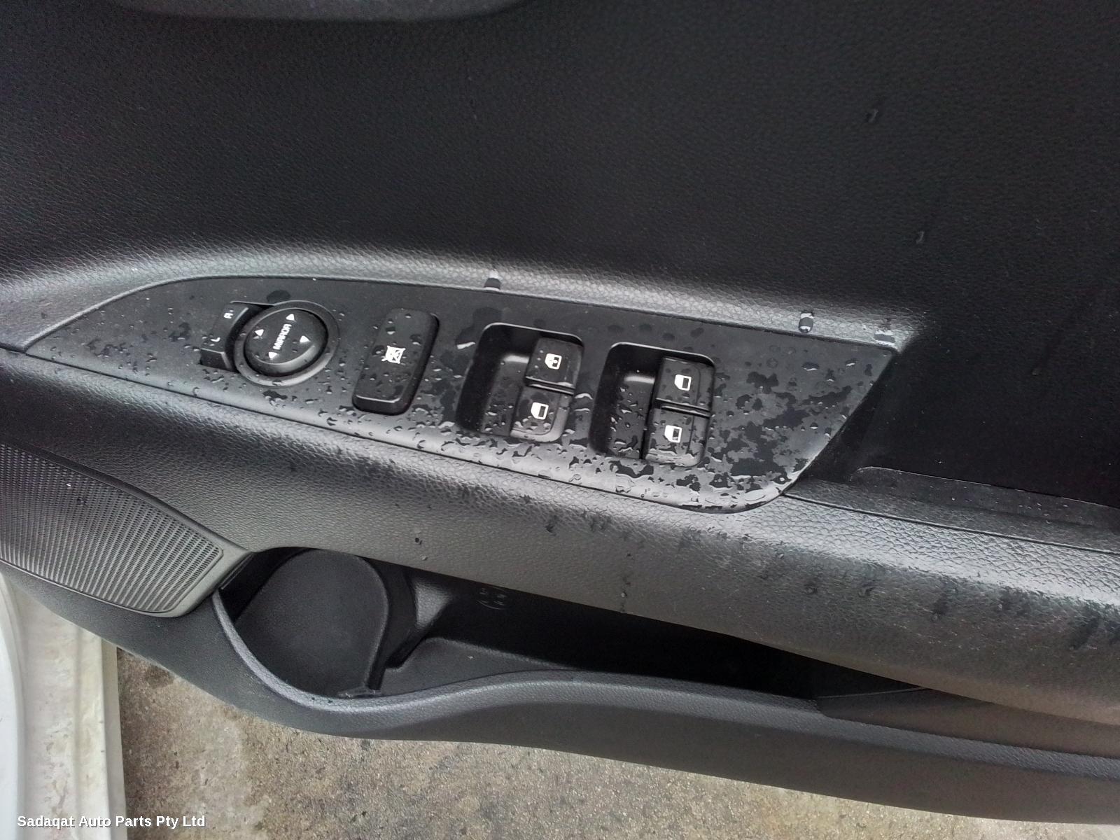 Kia Rio Airbag Module/sensor