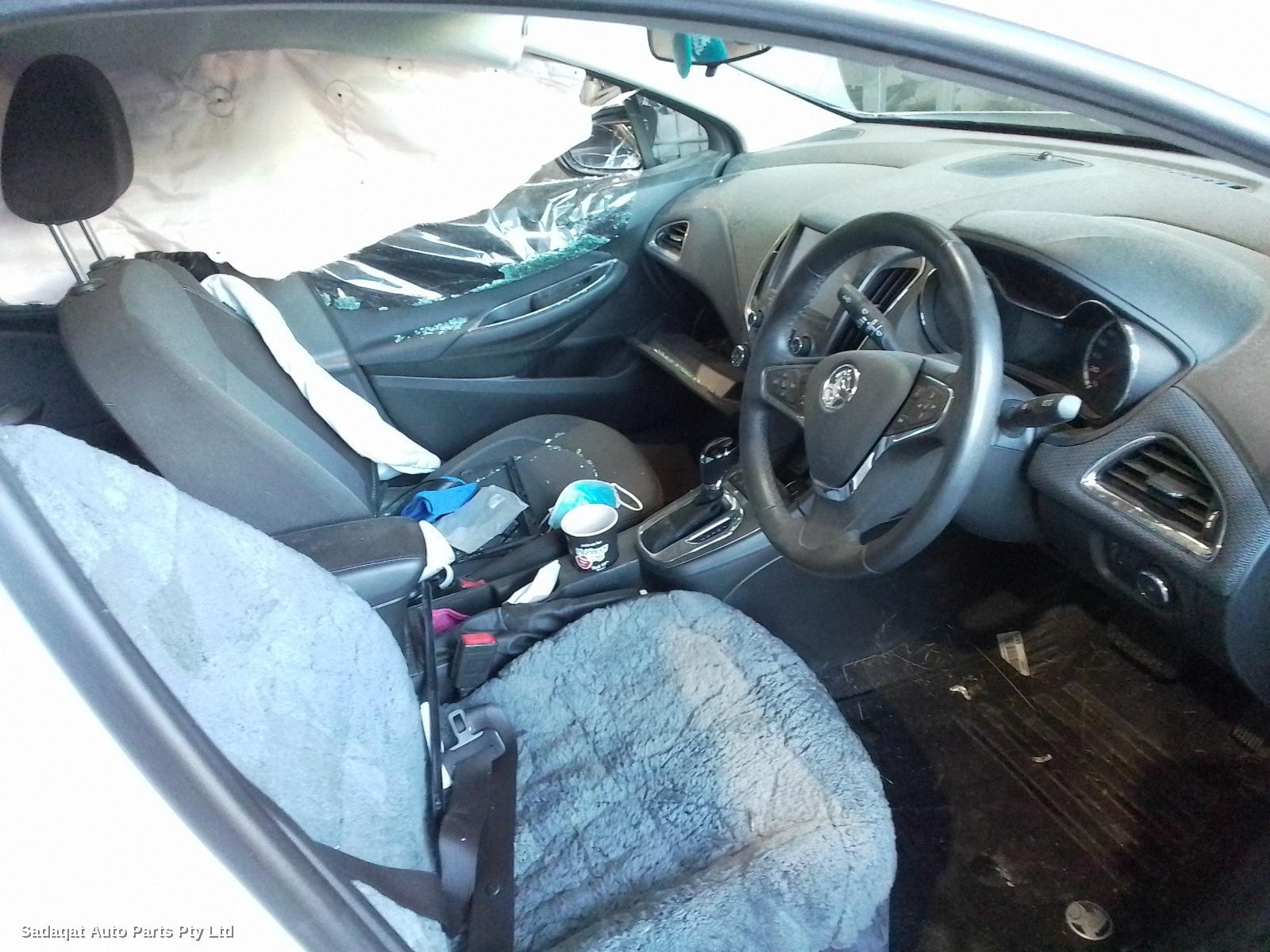 Holden Astra Right Headlamp