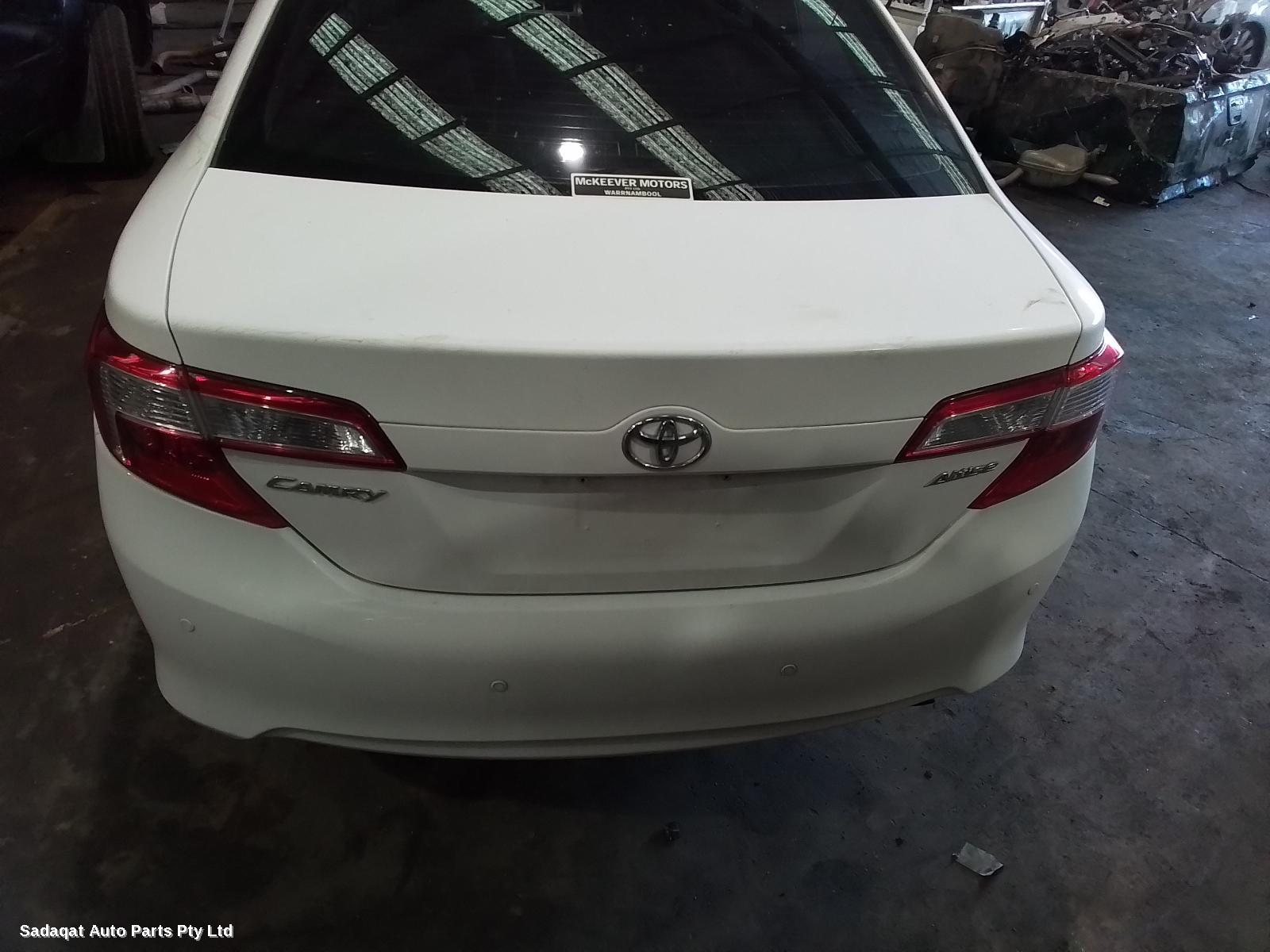 Toyota Camry Rear Garnish