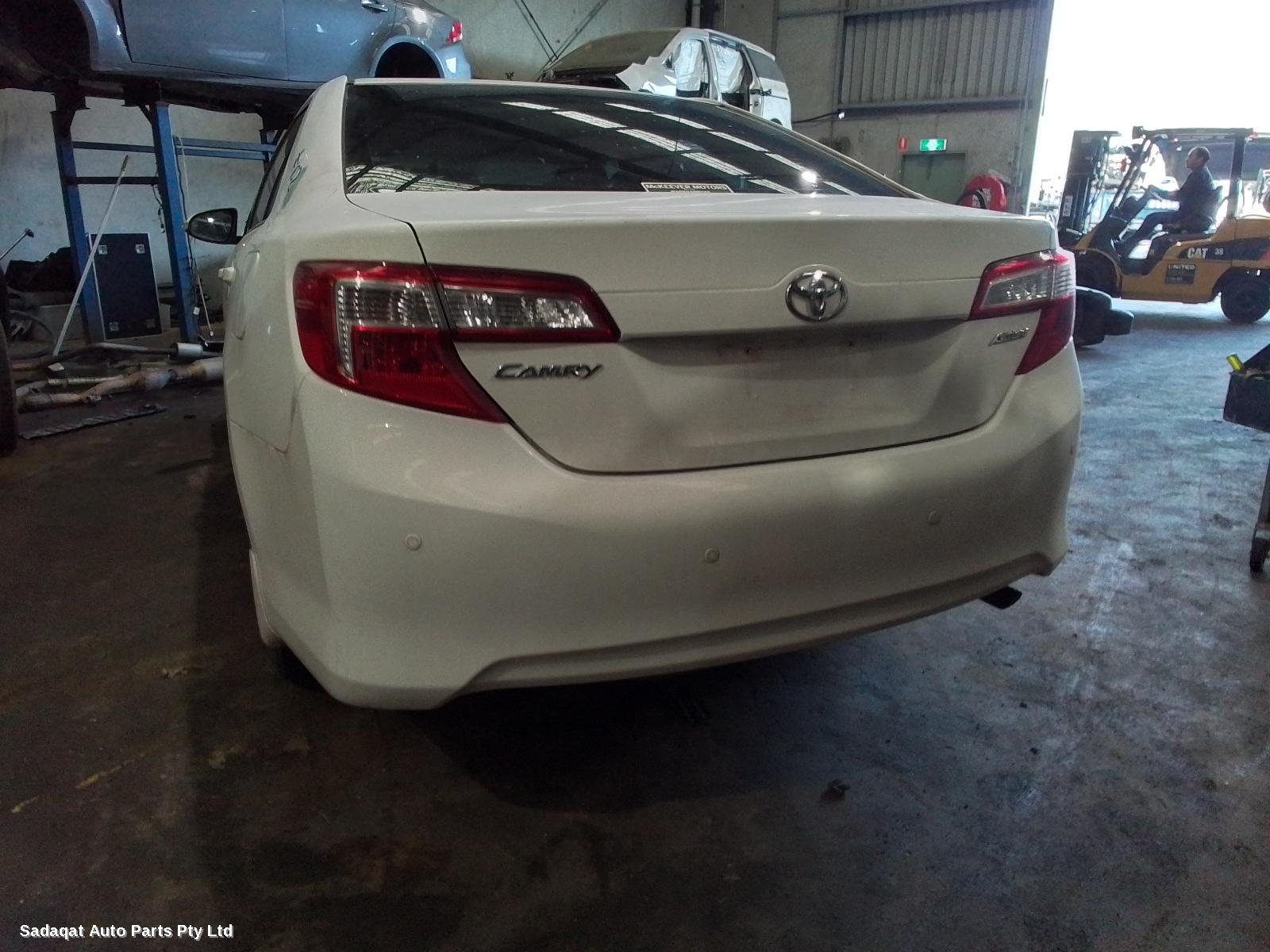 Toyota Camry Rear Garnish