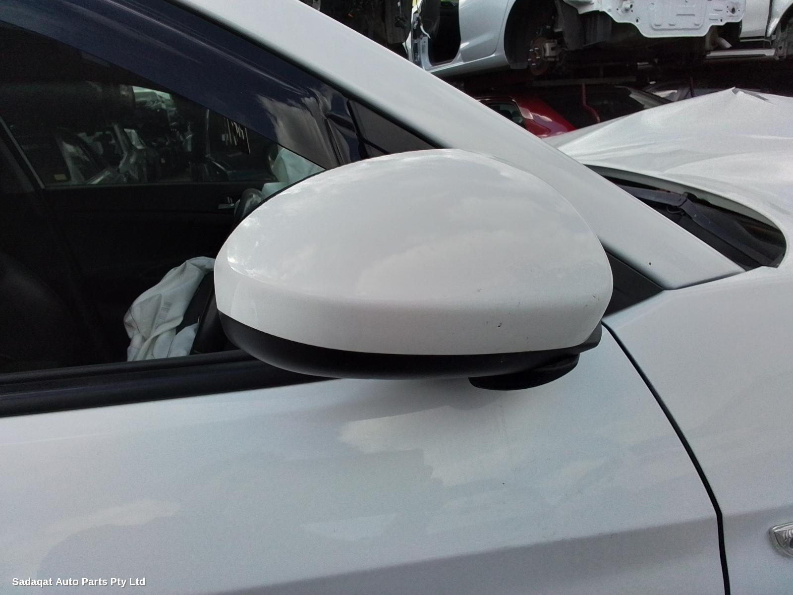 Hyundai Tucson Right Door Mirror