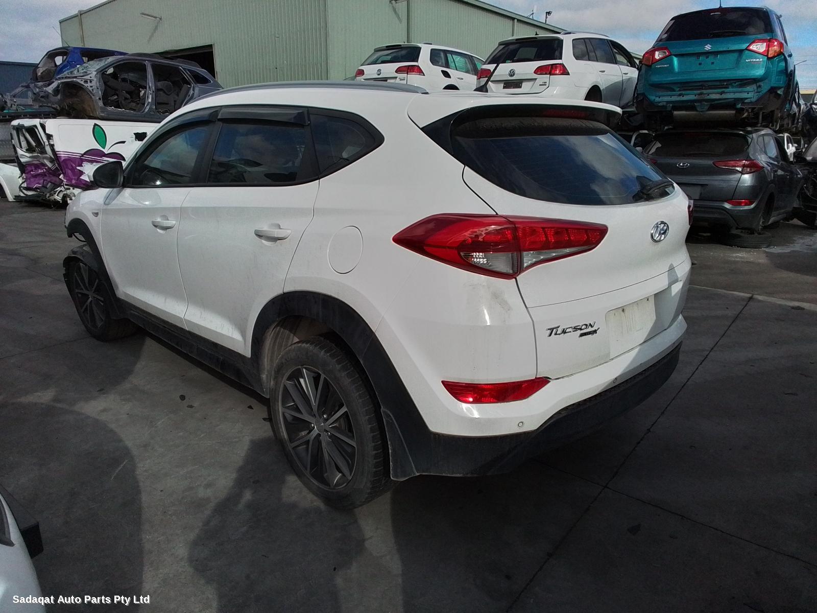 Hyundai Tucson Right Door Mirror