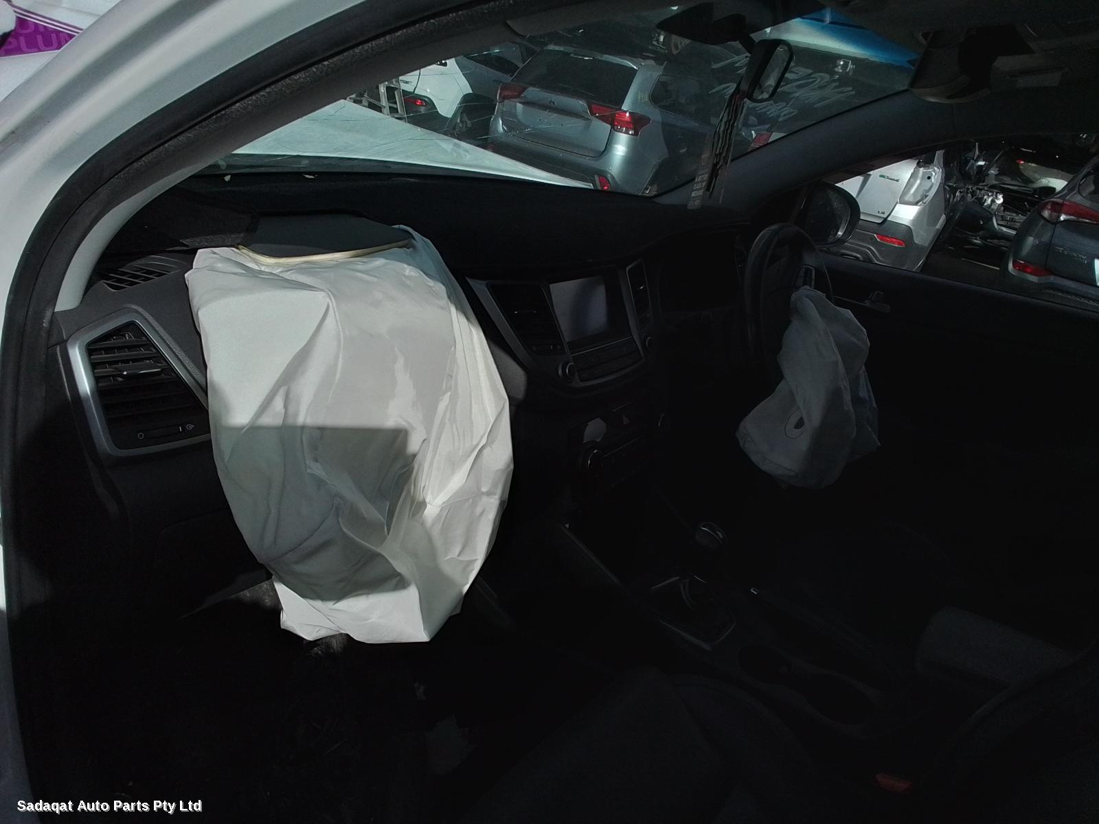 Hyundai Tucson Right Door Mirror