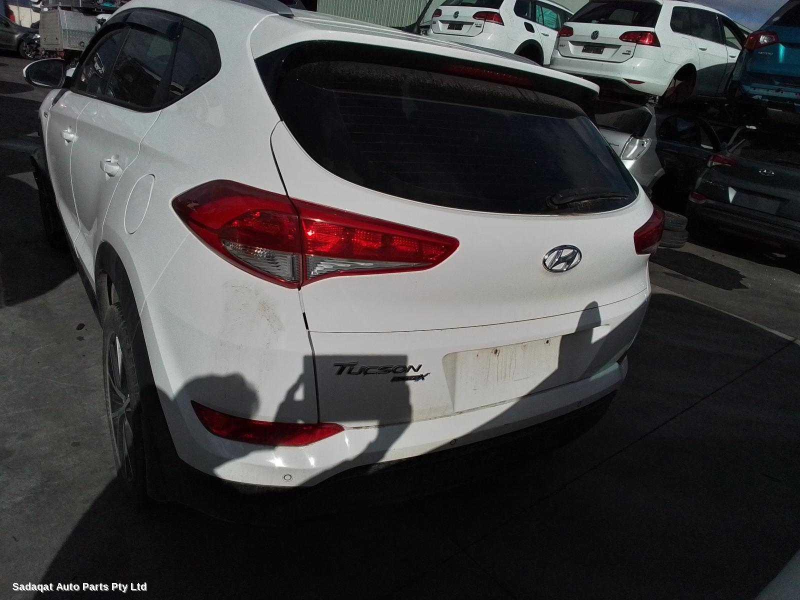 Hyundai Tucson Right Door Mirror