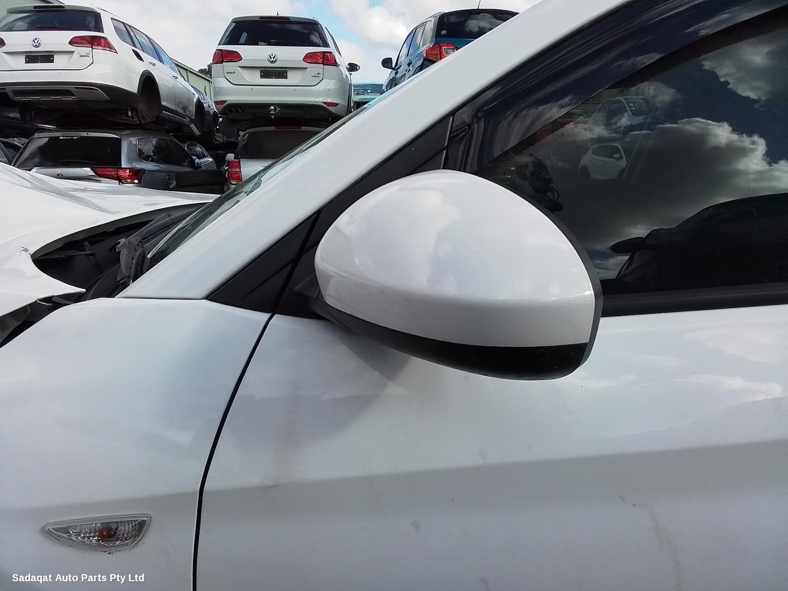 Hyundai Tucson Right Door Mirror