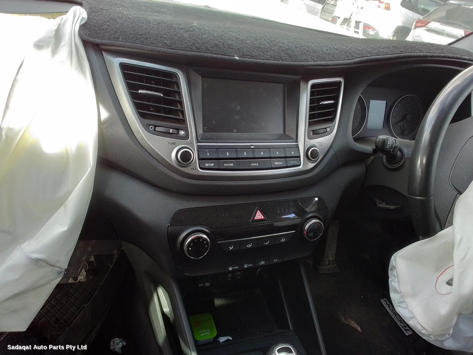 Hyundai Tucson Right Door Mirror