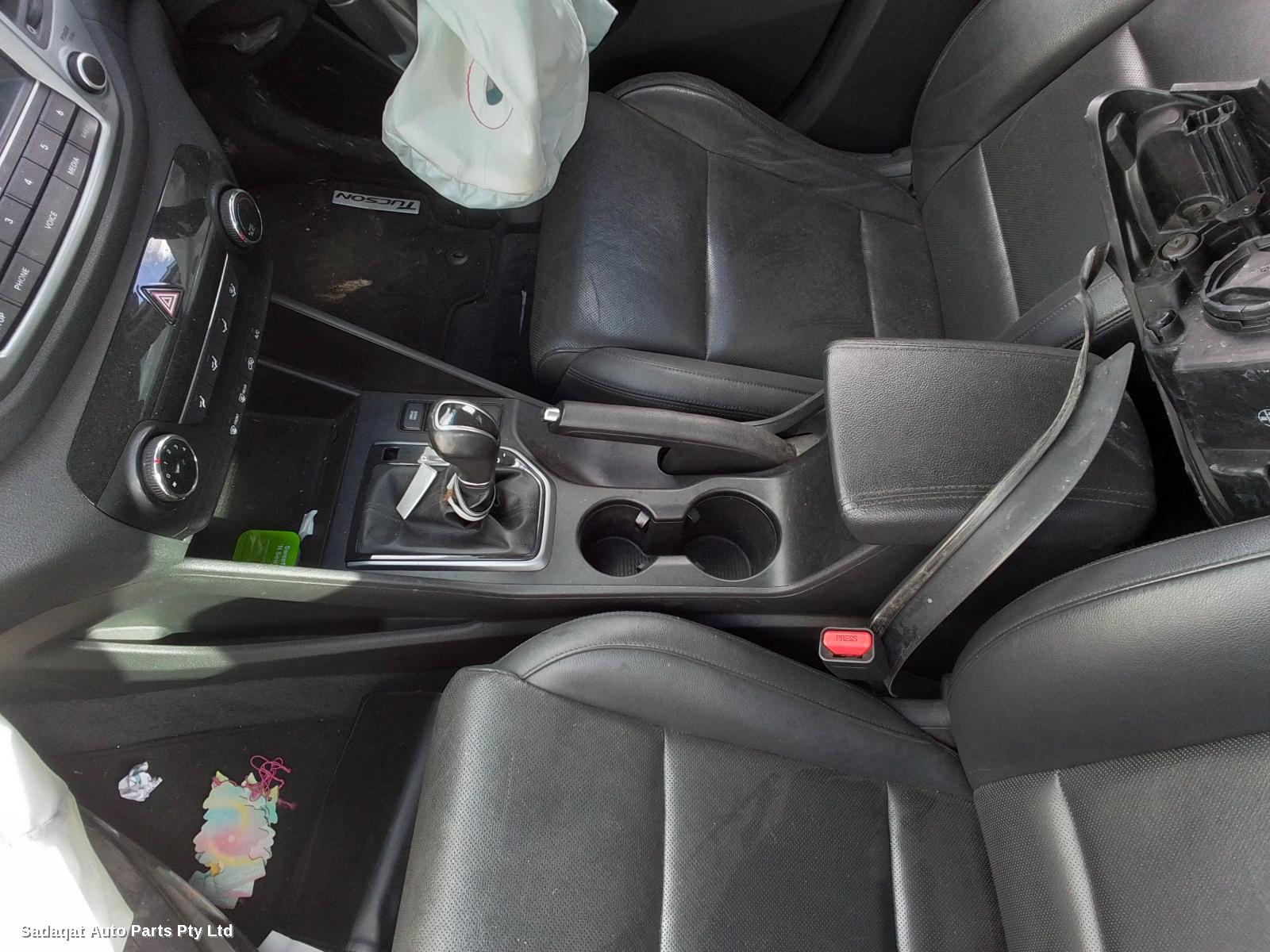 Hyundai Tucson Right Door Mirror