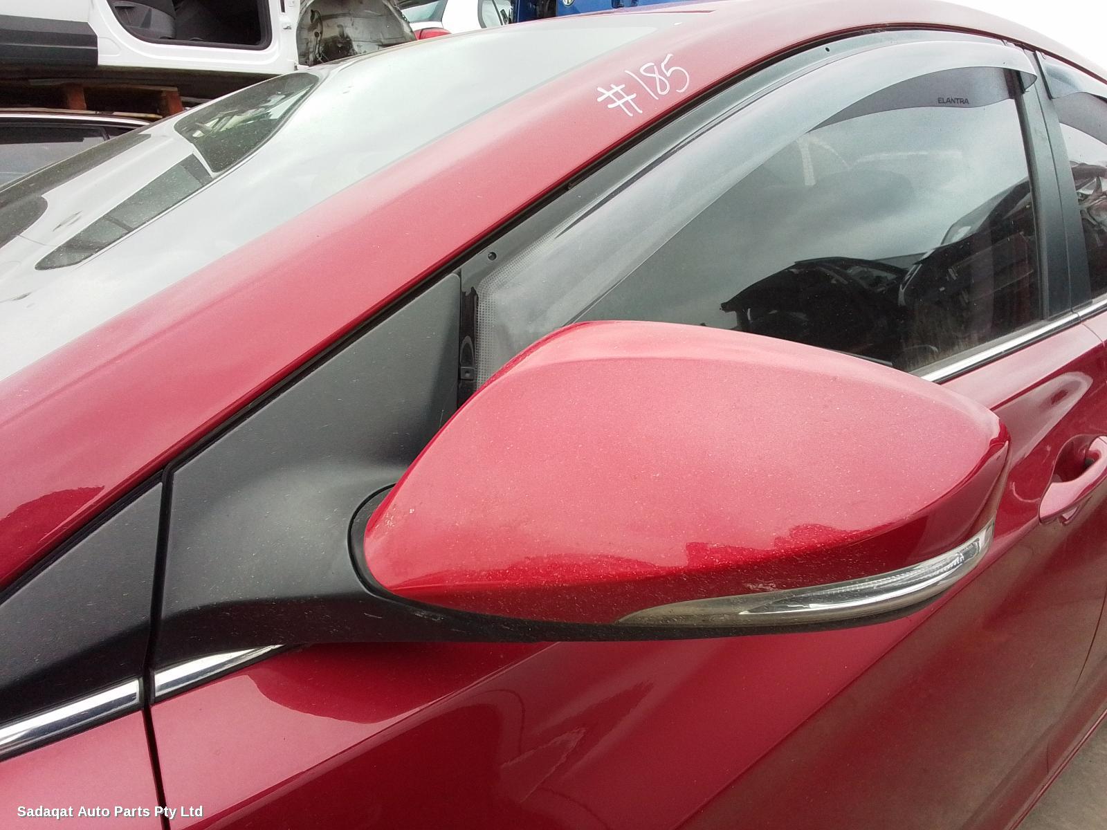 Hyundai Elantra Left Indicator/fog/side