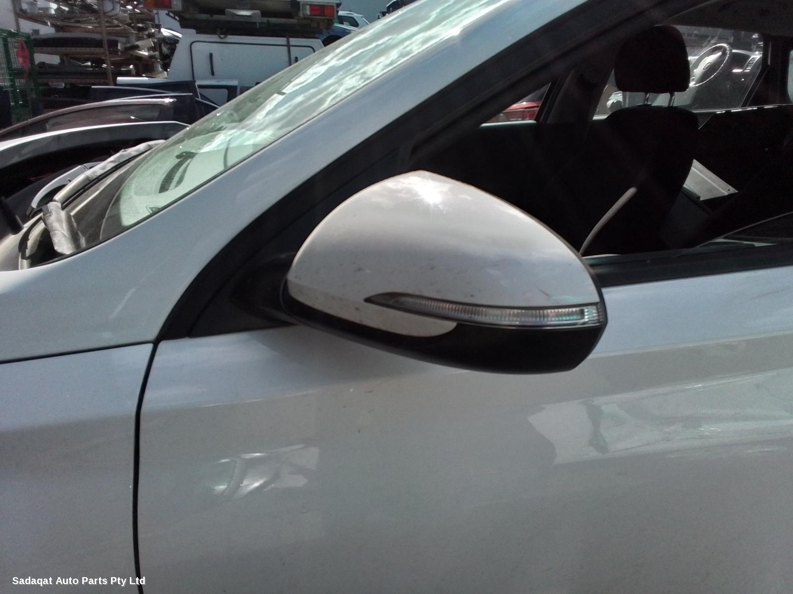 Hyundai I30 Right Door Mirror