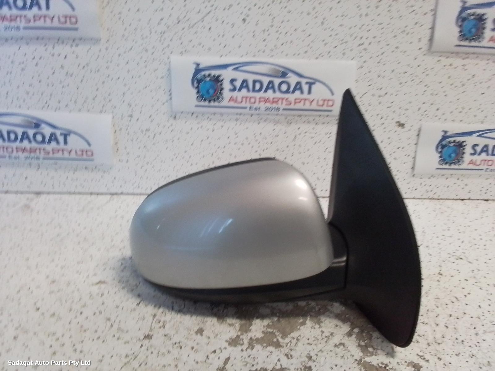 Hyundai I20 Right Door Mirror